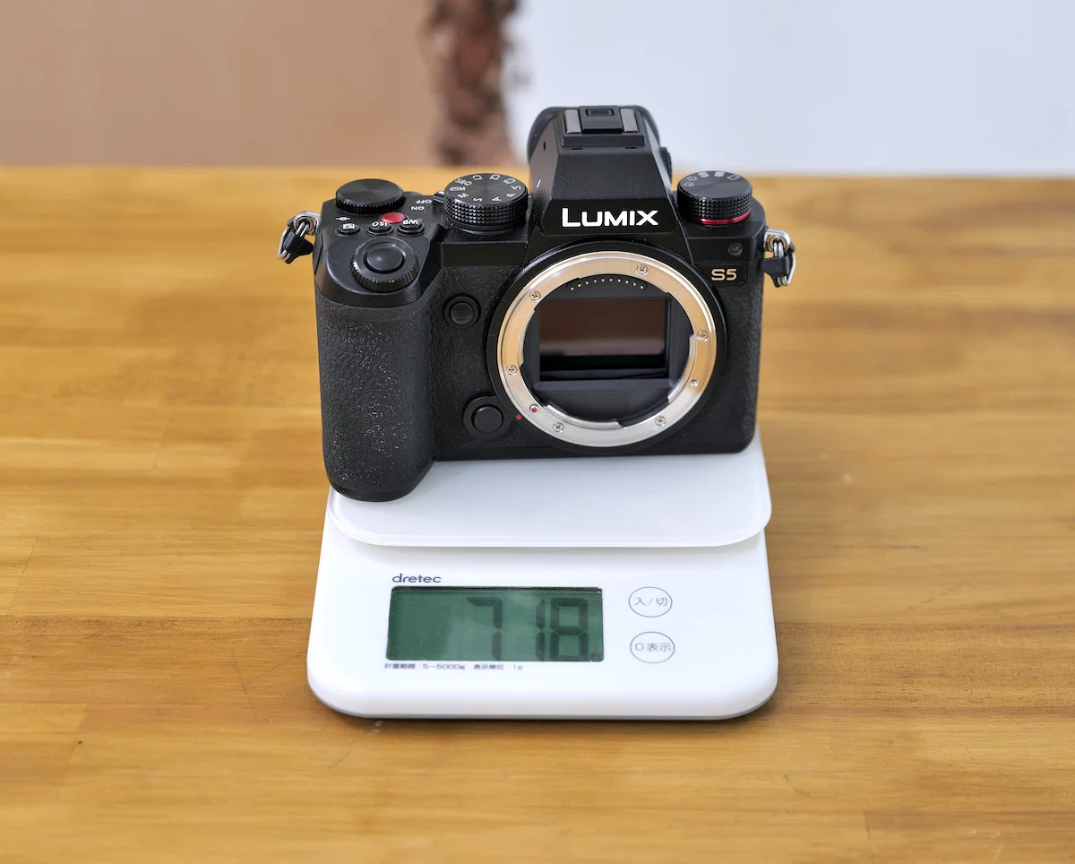パンケーキレンズLUMIX 26mm F8【レビュー】｜I