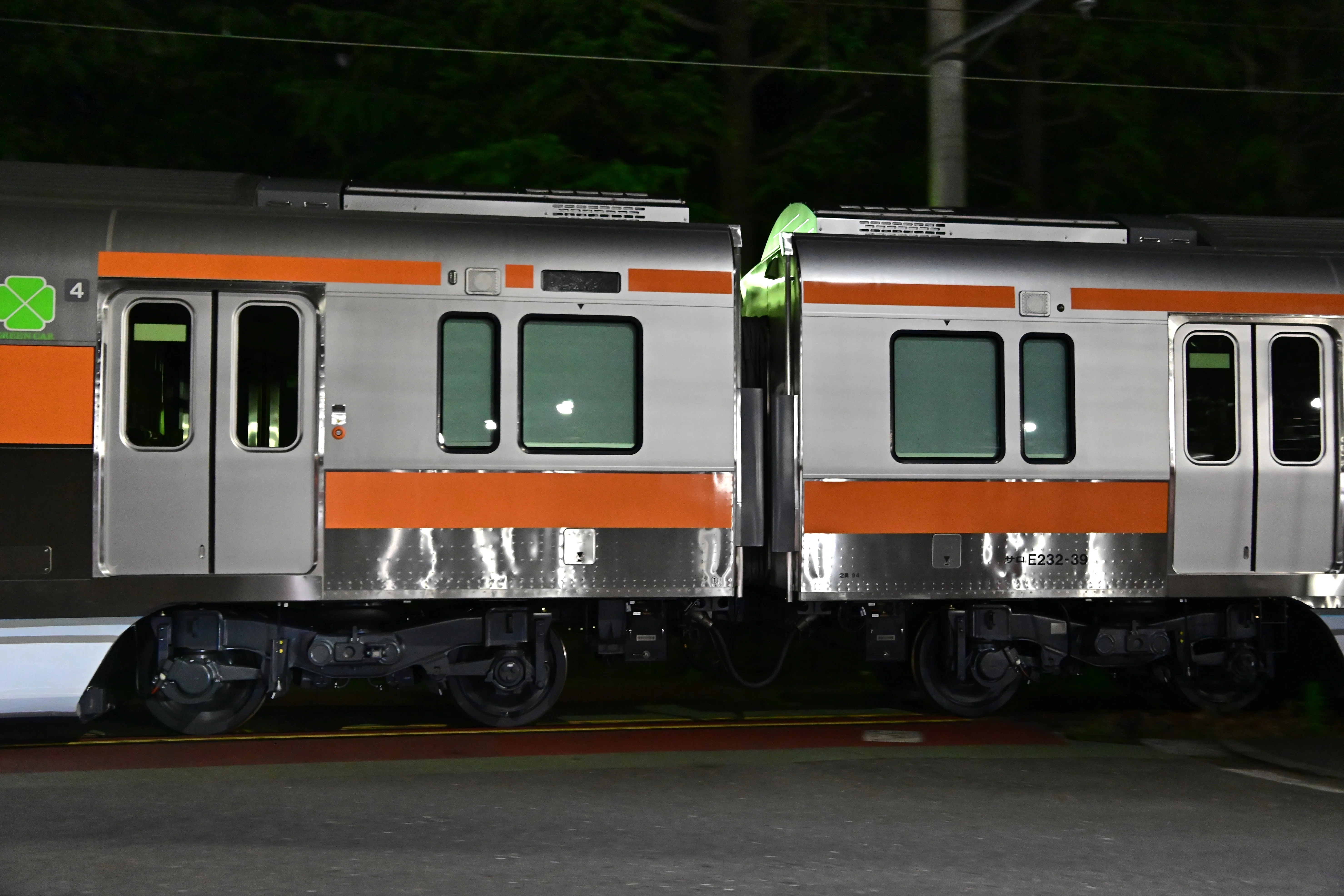 J‐TREC出場】【JR東日本】 E233系0番台グリーン車(サロE232-37〜40+