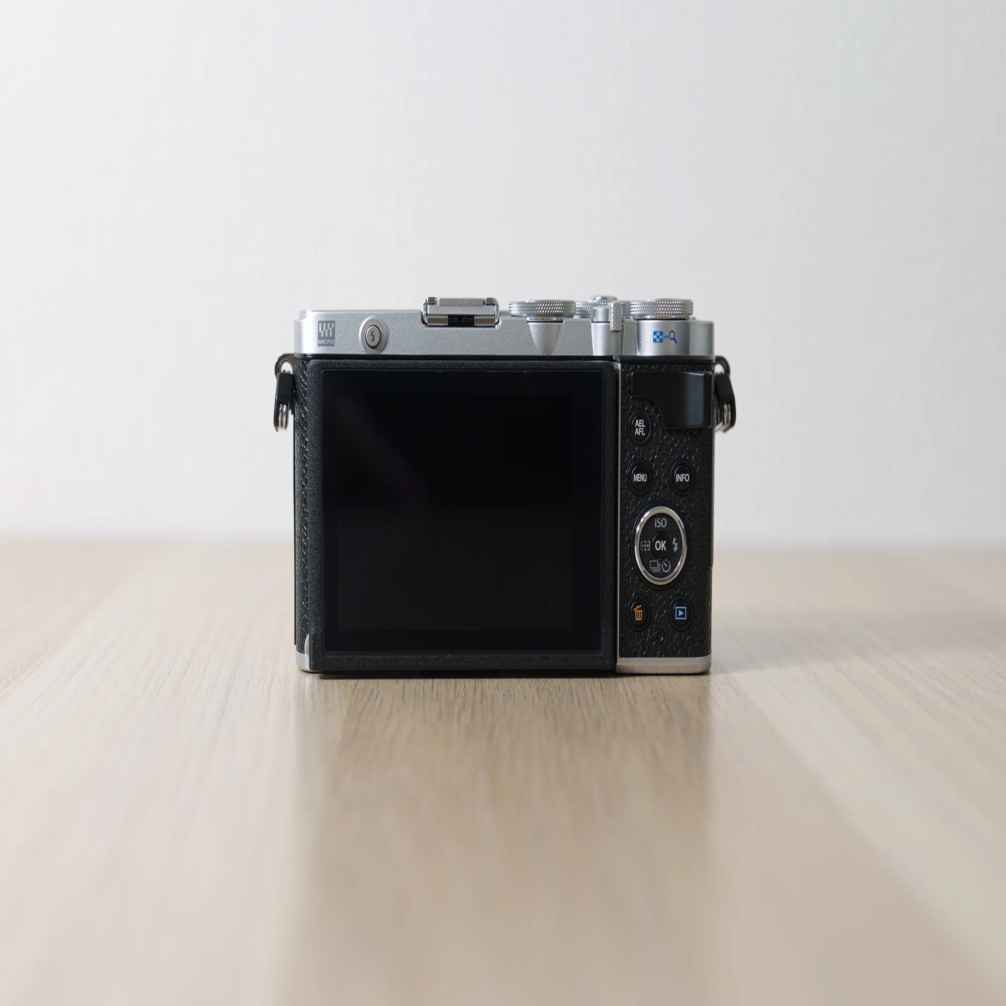 ストリートスナップ用に、OLYMPUS PEN E-P7を購入した理由と作例など 
