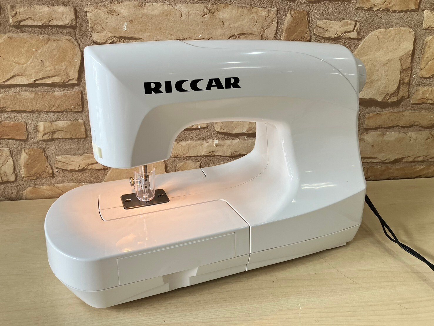 〇RICCAR(リッカー)ニードルパンチミシンで作品作り～簡単コサージュ