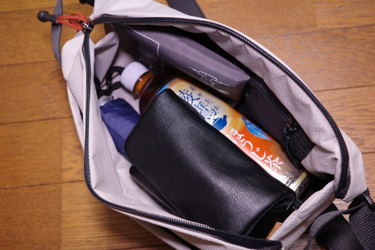 Bellroy Lite Sling レビュー：普段使いにちょうどいいストレス