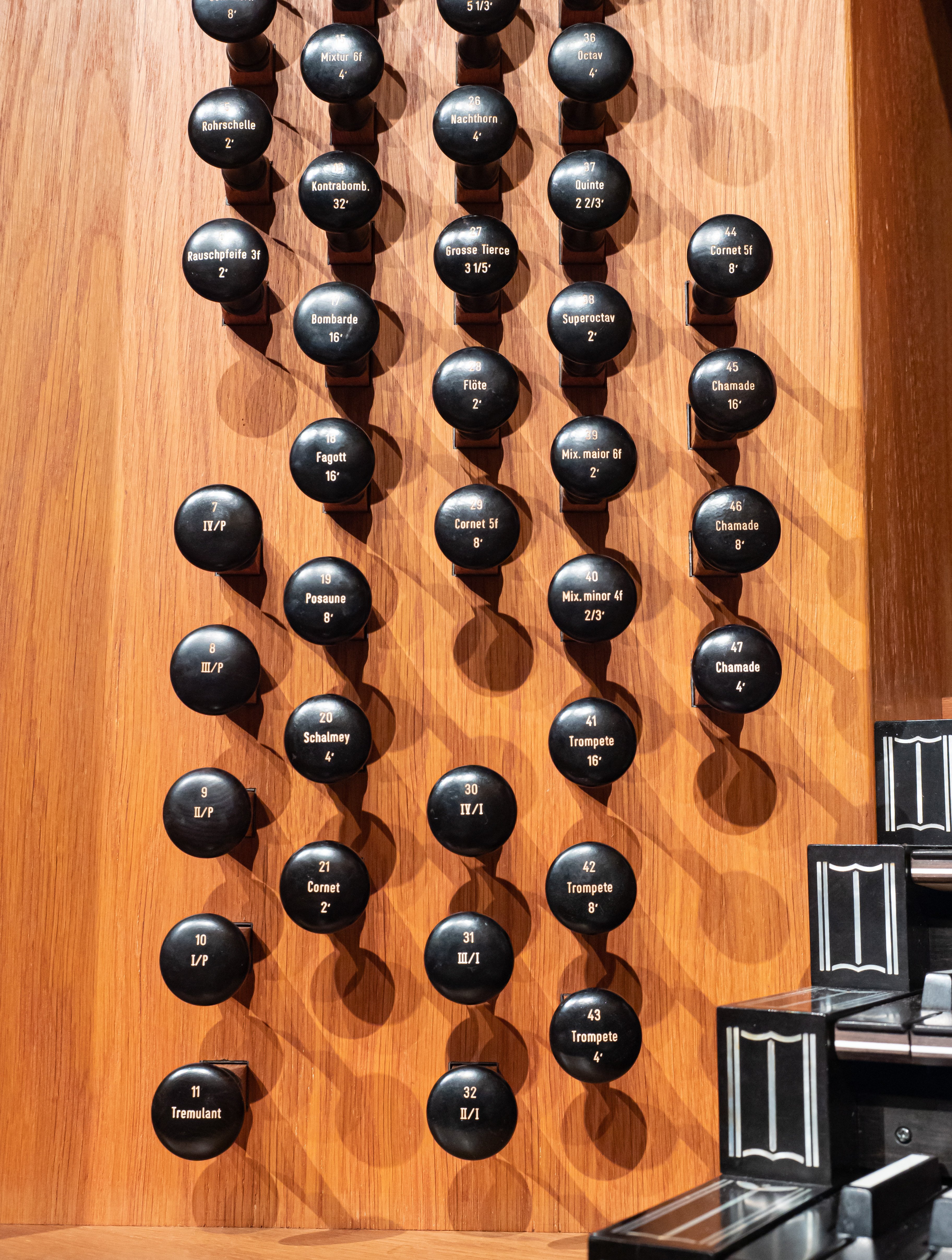 5,898本のパイプを持つオルガン。その響き、もはや異次元体験です