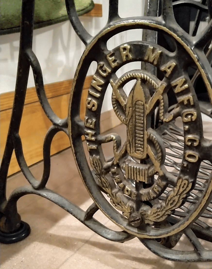 足踏みミシン台を作る｜石本巧