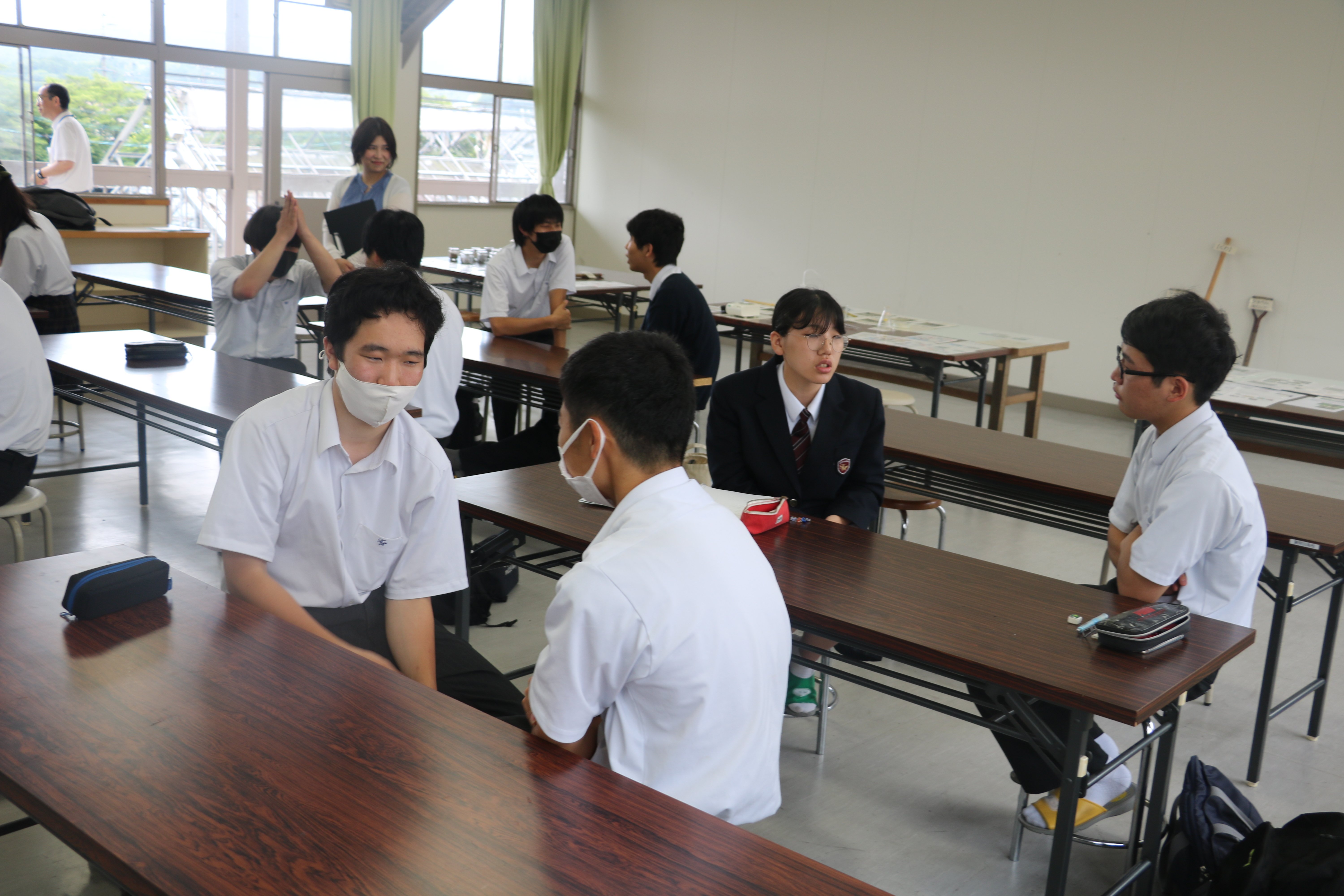 ホームルーム担任への道 高校の集団づくり入門シリーズ 高生研編 1983年 管H ホームルーム担任への道 高校の集団づくり入門シリーズ 高生研編 1983