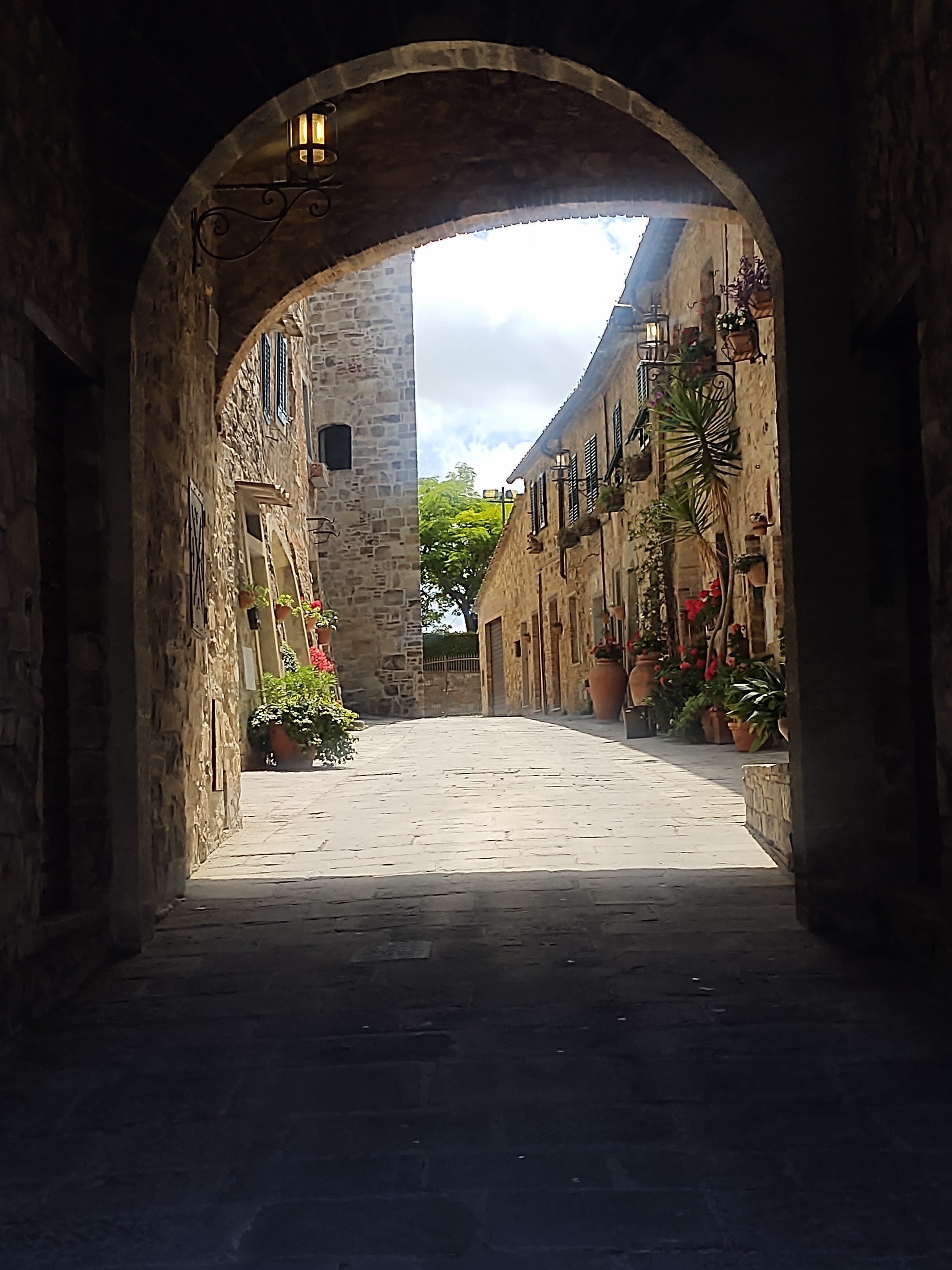 900年前の趣を残した村｜フィレンツェ歩き ここだけの話