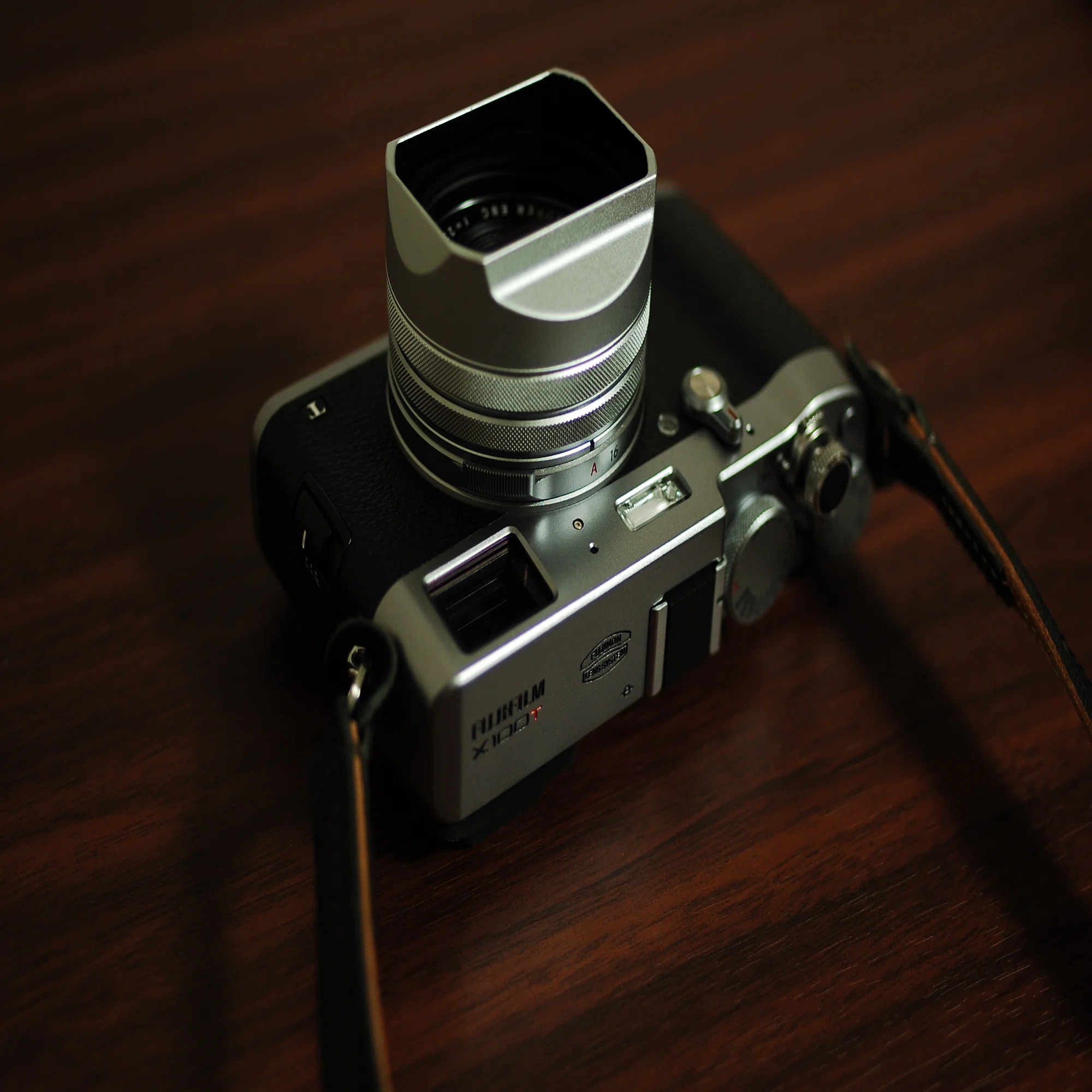 FUJIFILM「X100シリーズ」は『T』がベストバイである理由を書いてみる 
