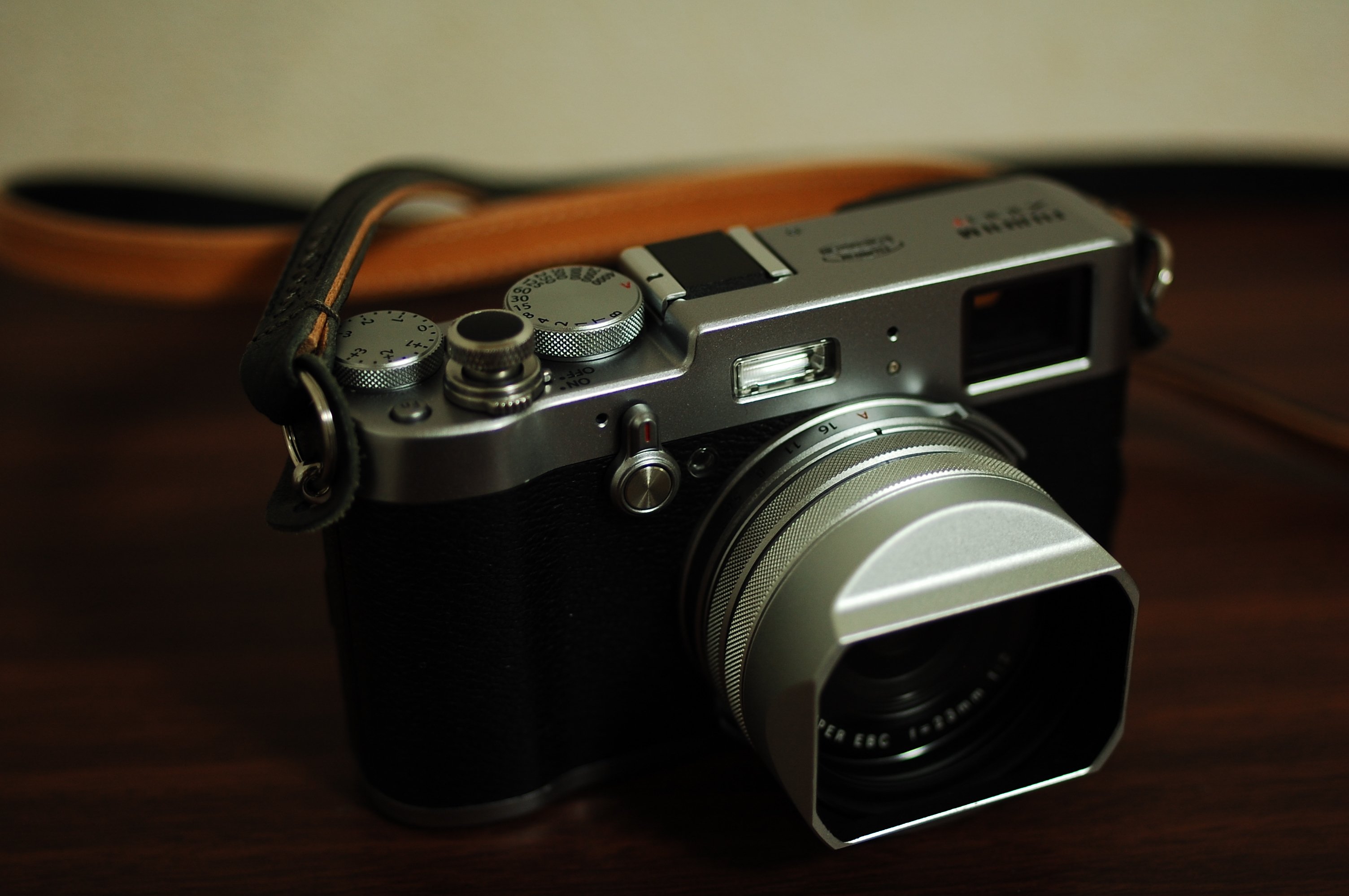 FUJIFILM「X100シリーズ」は『T』がベストバイである理由を書いてみる