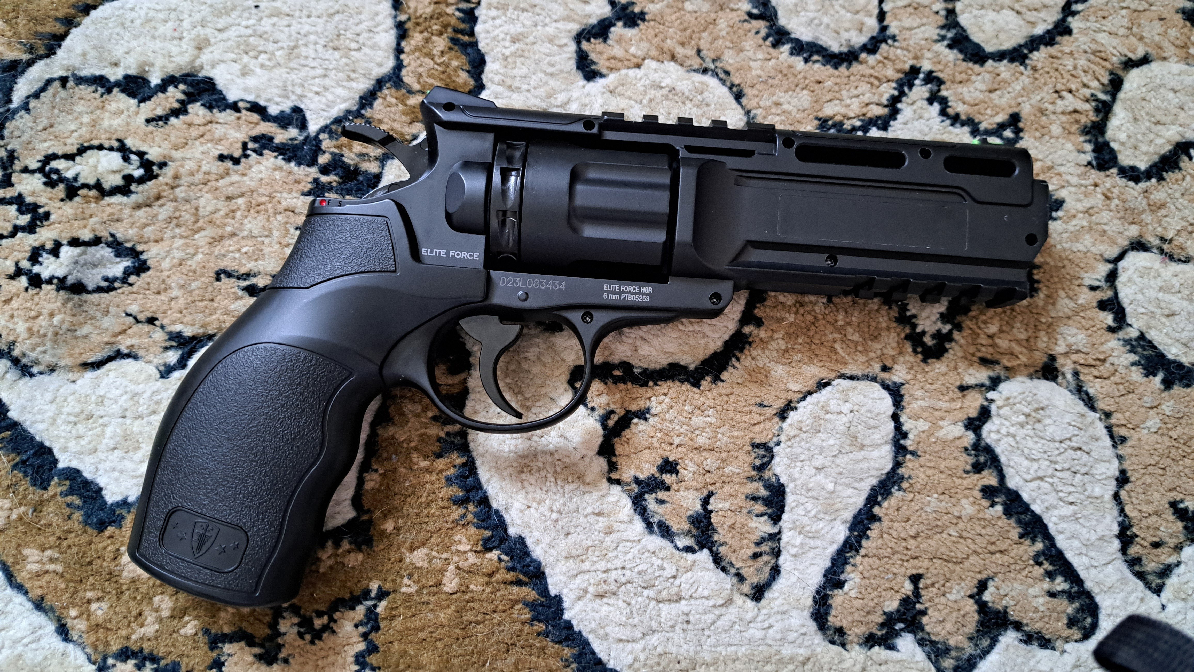 UMAREX ELITE FORCE H8R GEN2 CO2ガスリボルバー エアガン