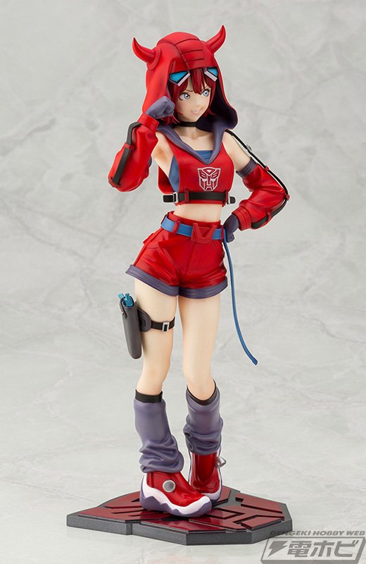 ツノ付きフードも可愛い！山下しゅんや氏デザインの