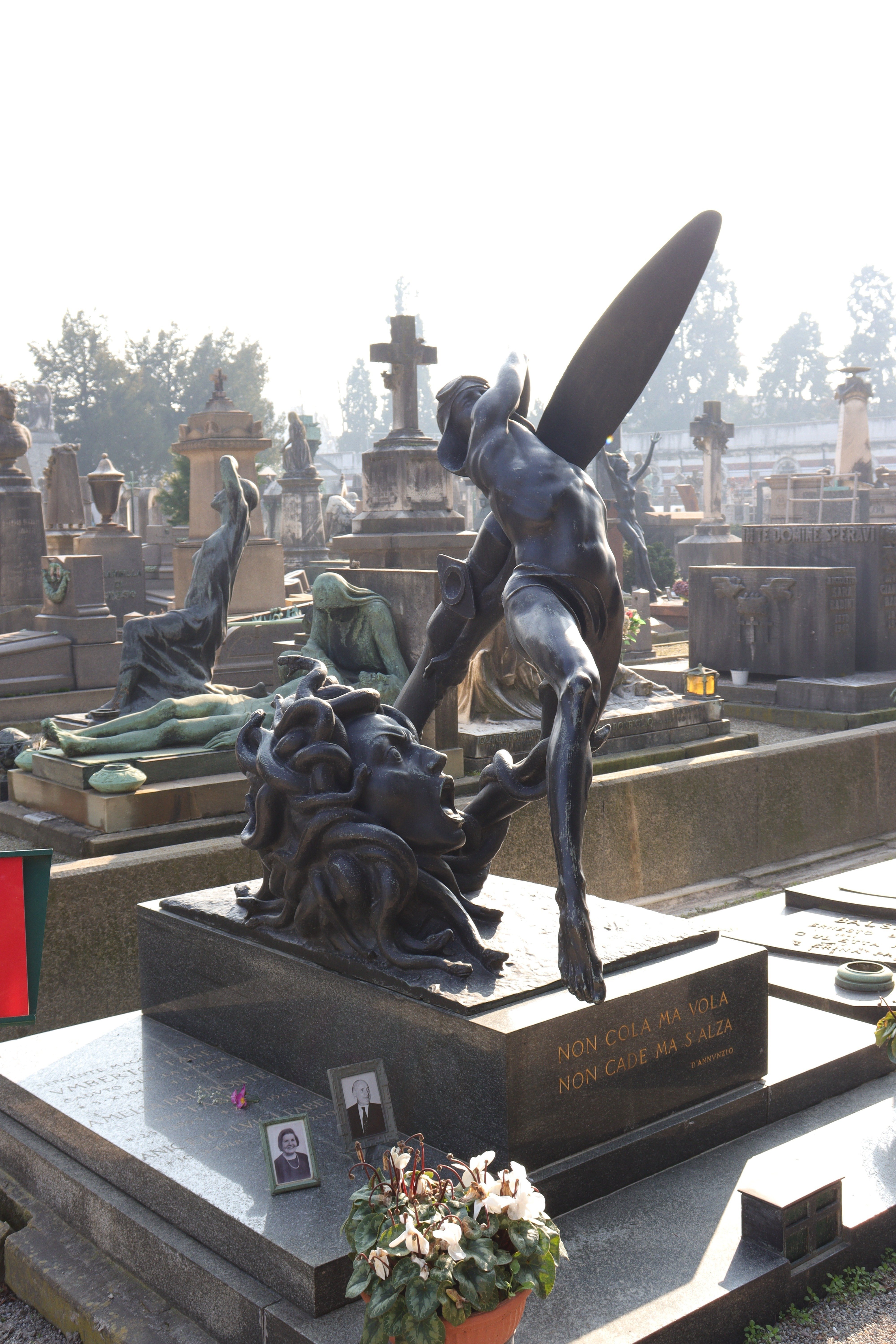 イタリア親子の銅像 イタリア親子の銅像