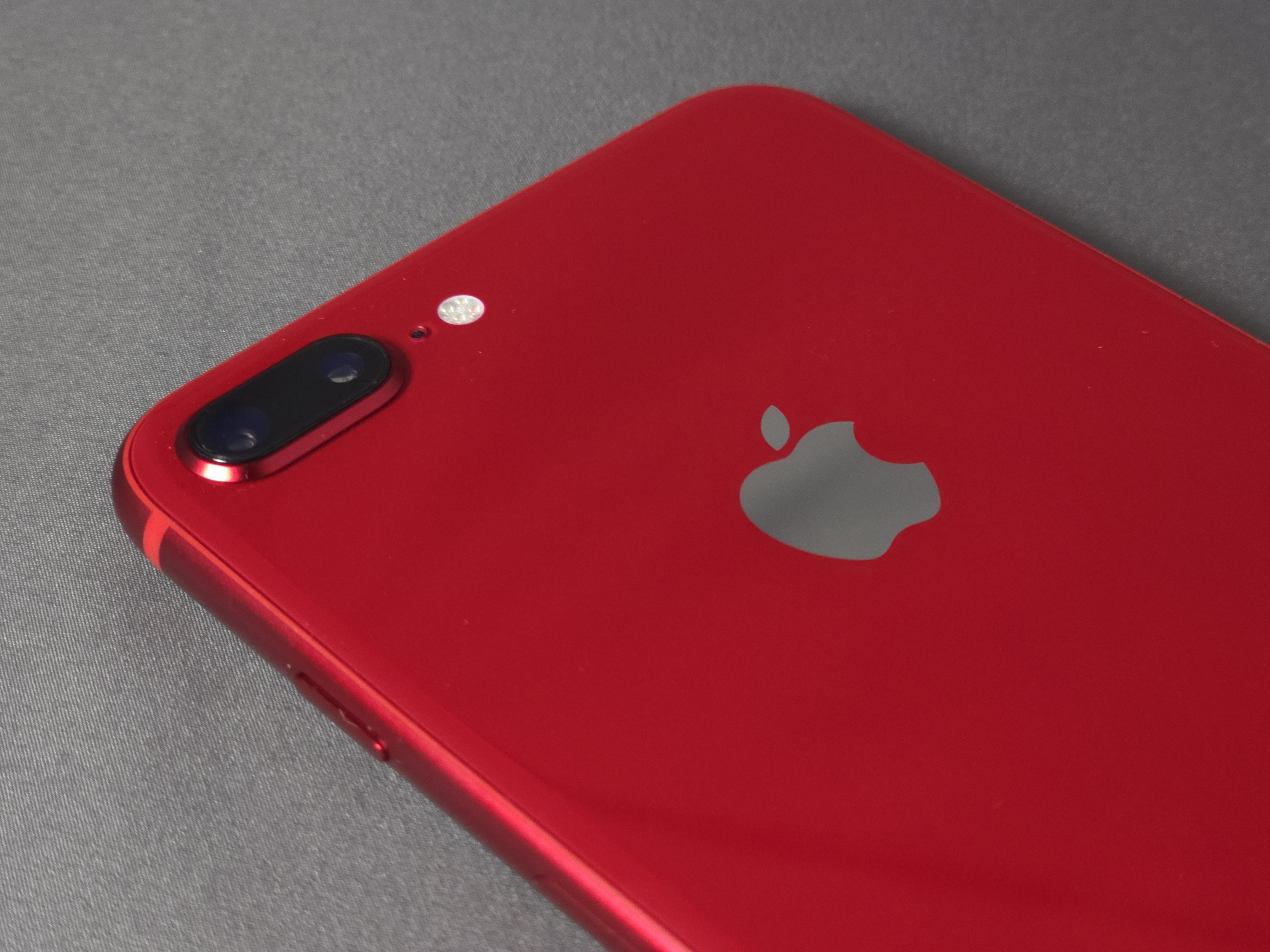 iPhone8プラス　64GB (PRODUCT)RED 7年使用 iPhone 8 Plus (PRODUCT)RED Special Edition 64GB au [レッド