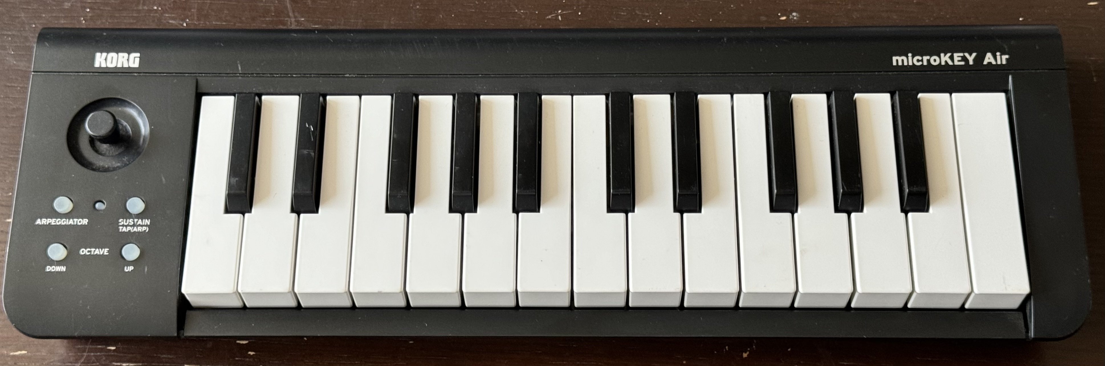 MIDIキーボードもワイヤレスにしたい - KORG microKEY2 Air MIDIキーボードもワイヤレスにしたい - KORG microKEY2 Air