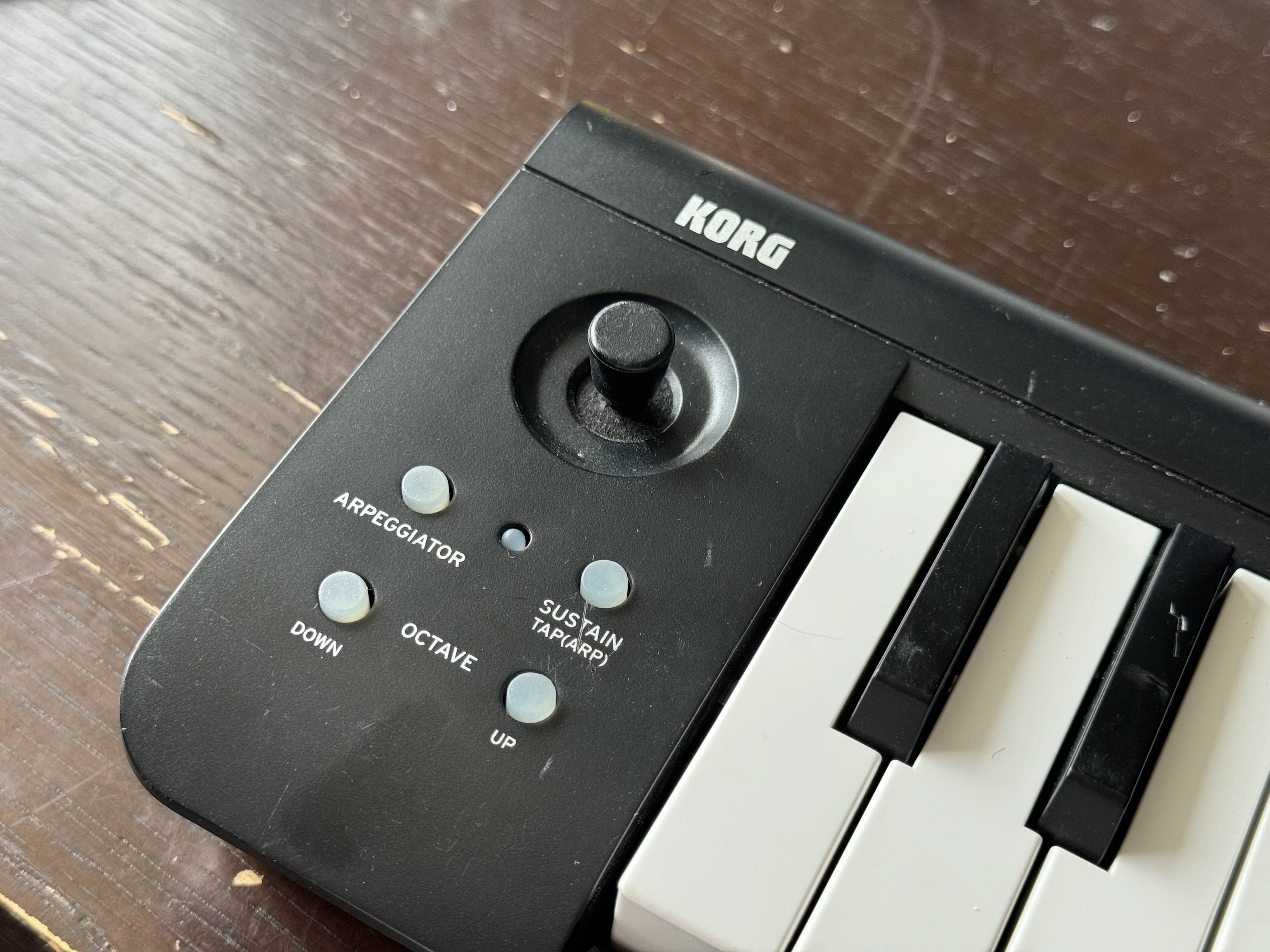 MIDIキーボードもワイヤレスにしたい - KORG microKEY2 Air MIDIキーボードもワイヤレスにしたい - KORG microKEY2 Air