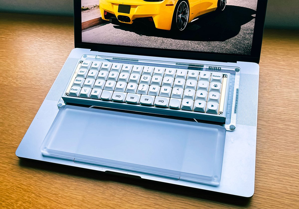 o51go + ケース + スペースバーキーキャップ4個 自作キーボードO51Goを使ってみた｜三雲岳斗