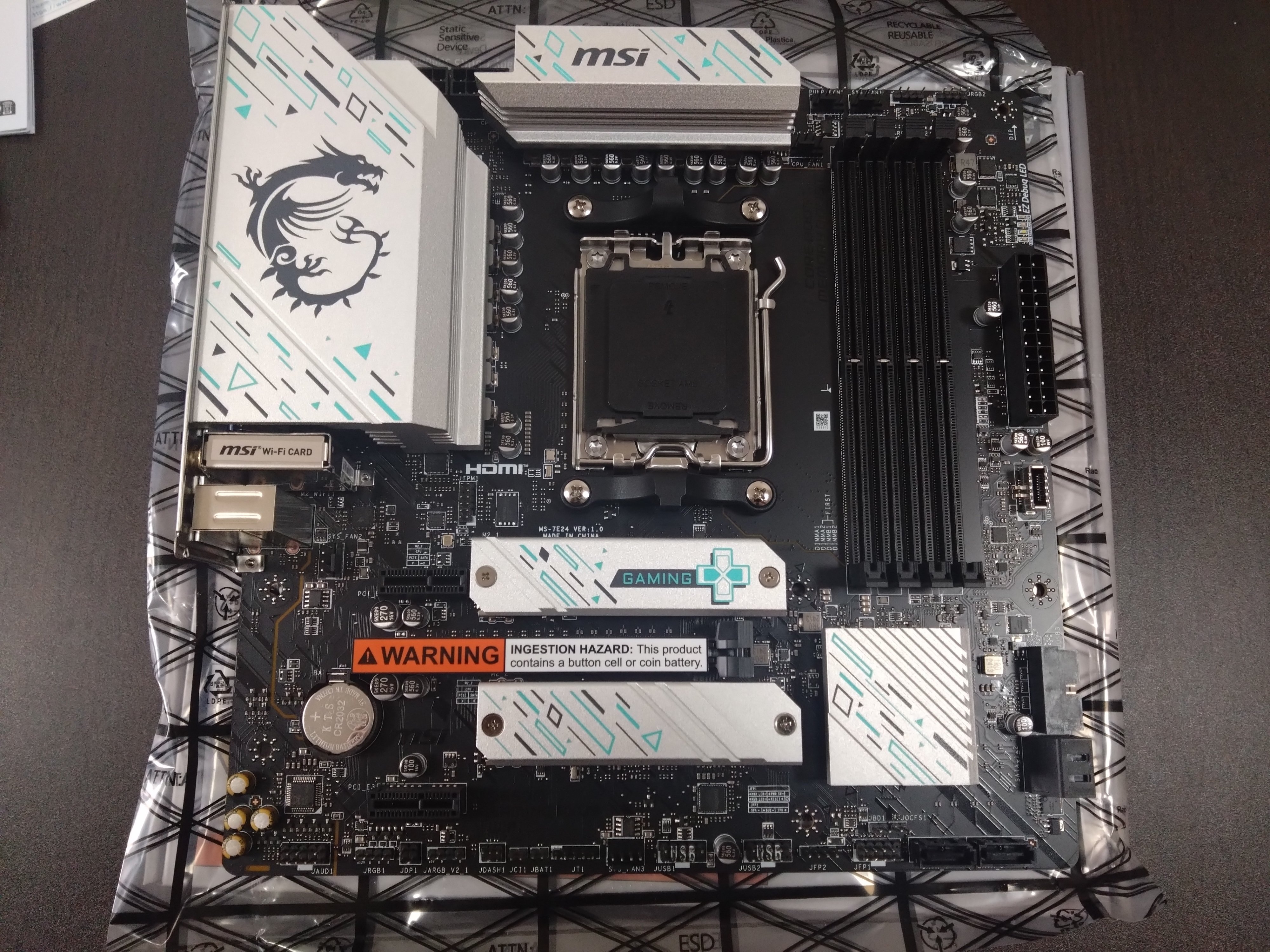 新しい自作PCを組みました|黒羽ジュン 新しい自作PCを組みました|黒羽ジュン