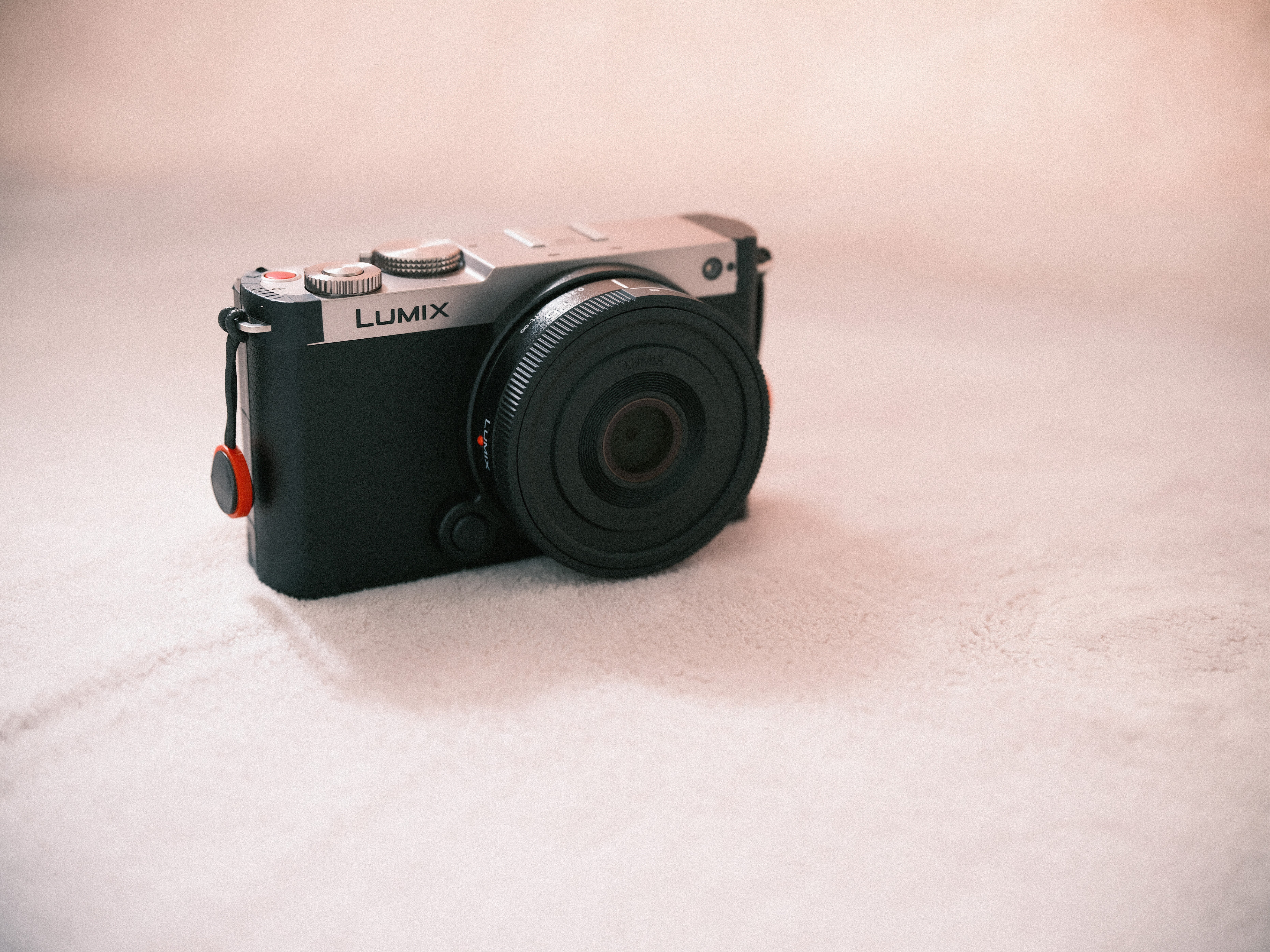 レビュー】新・デジタル写ルンです LUMIX S 26mm F8をS9とSIGMA レビュー】新・デジタル写ルンです LUMIX S 26mm F8をS9とSIGMA
