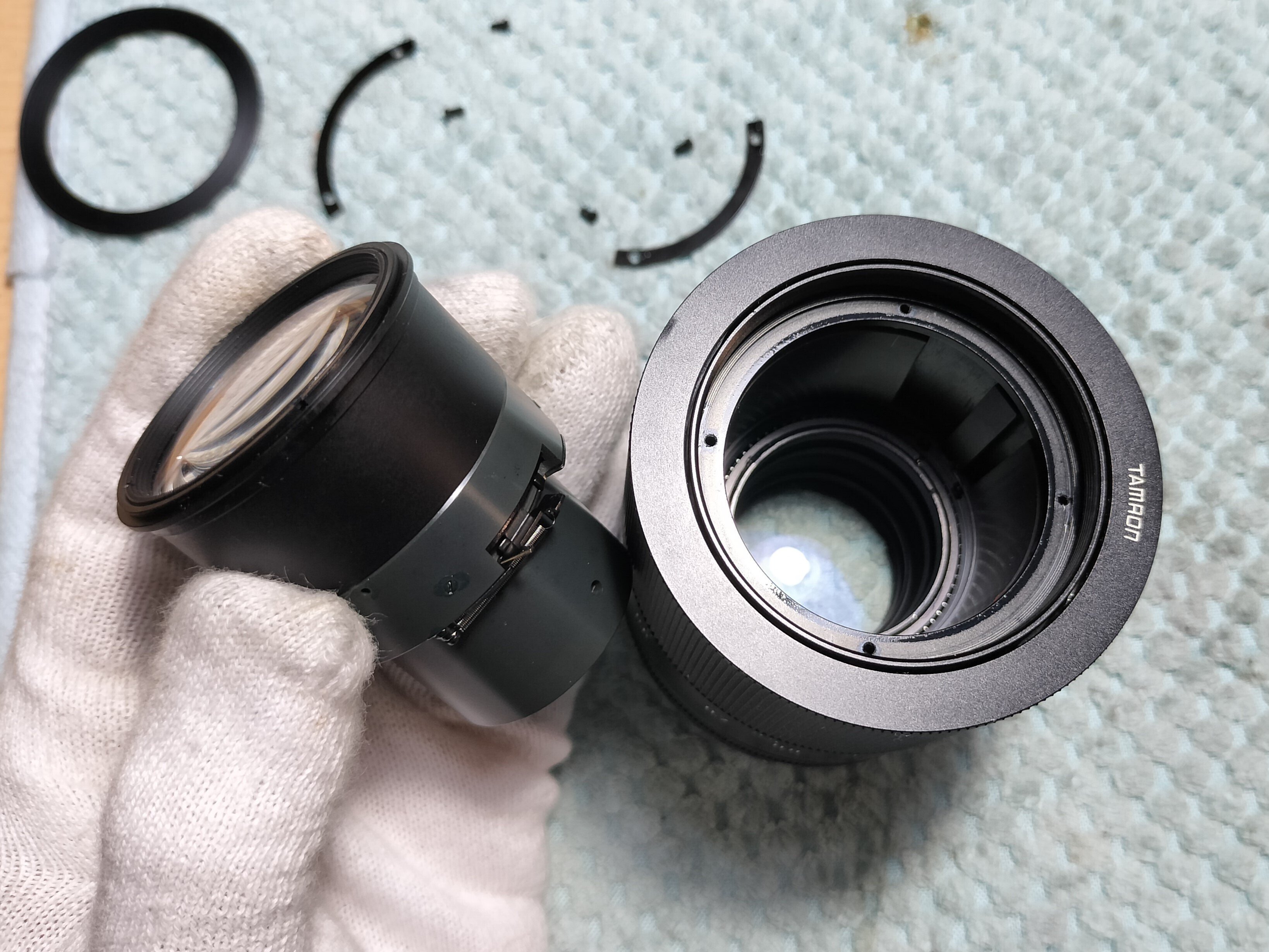 Tamron SP 90mm F/2.5 マクロの分解|フィルムカメラ修理の Tamron SP 90mm F/2.5 マクロの分解|フィルムカメラ修理の