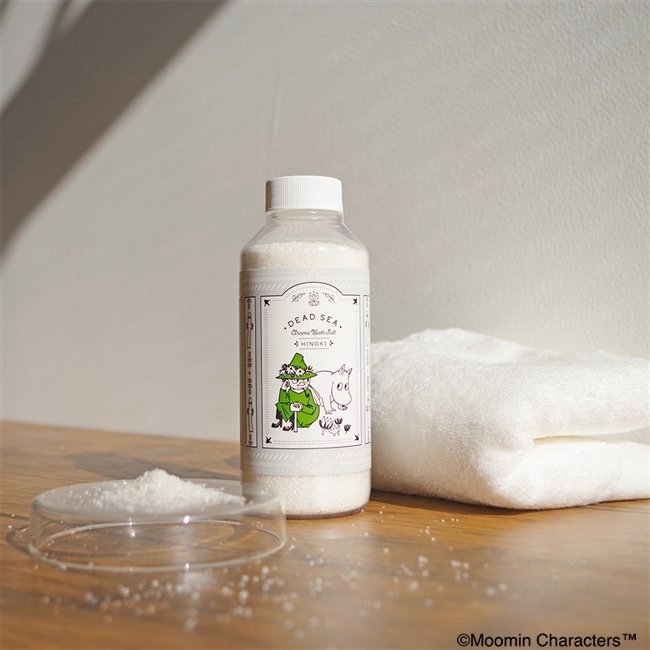 MOOMIN デッドシーアロマバスソルト300g ヒノキの香り（ムーミン