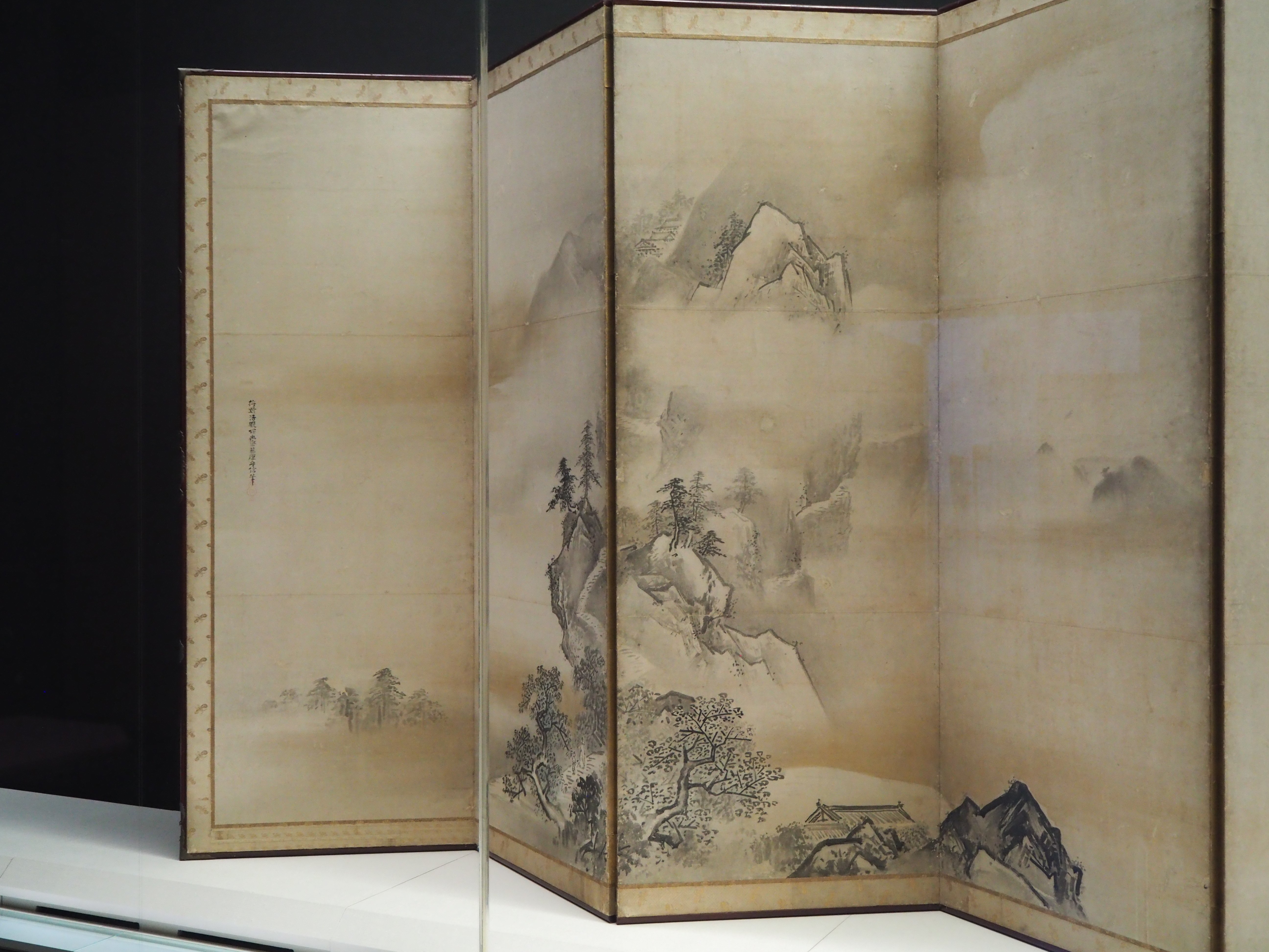 雪舟・山水図屏風の系譜』みたいなトーハクの展示構成 伝周文 雪舟・山水図屏風の系譜』みたいなトーハクの展示構成 伝周文