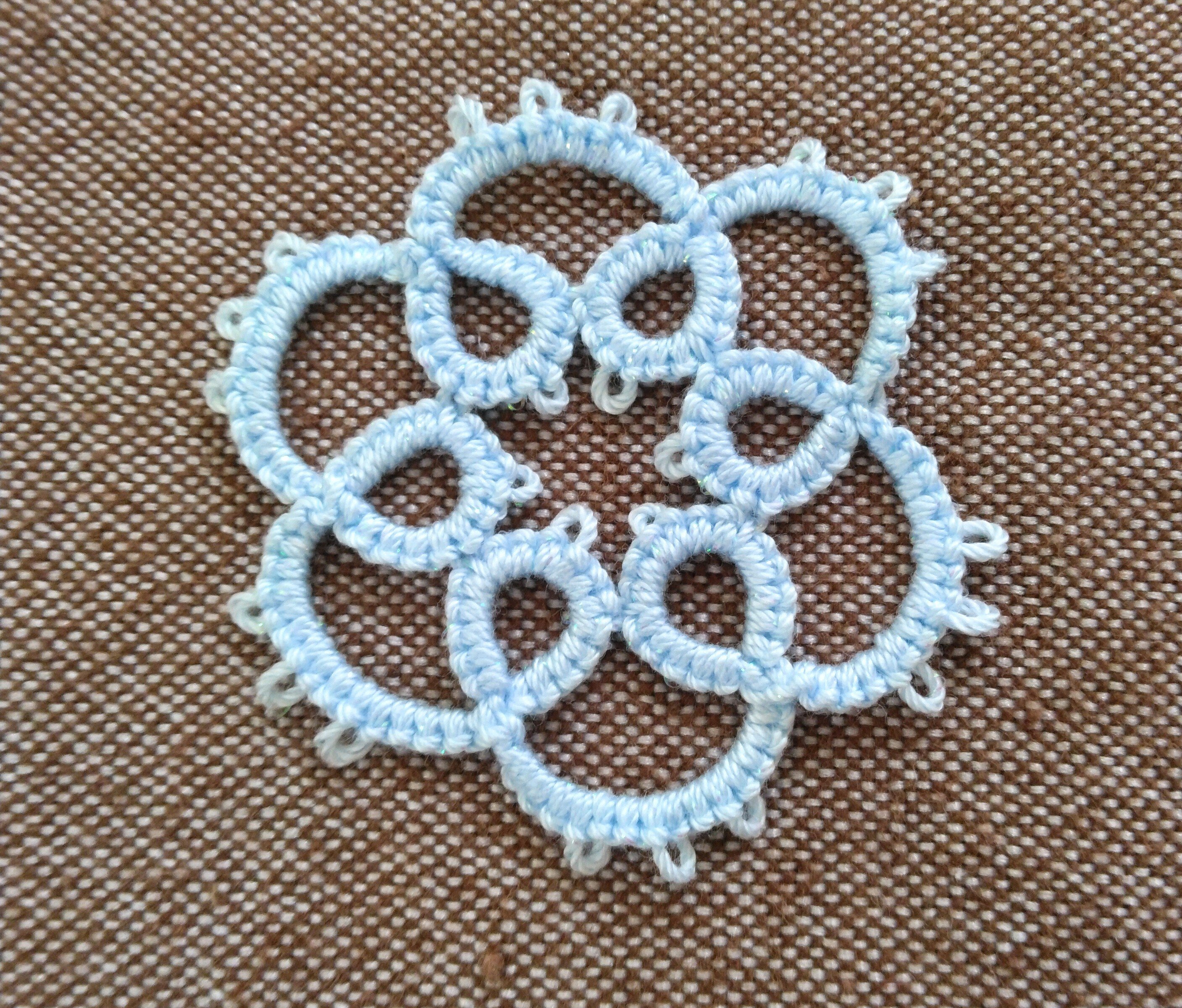 タティングニードル」を使うと、タティングレースがラクにできちゃう