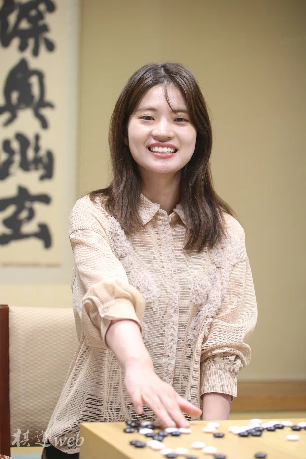 日本女子囲碁リーグ】藤沢里菜女流本因坊インタビュー【チーム囲碁
