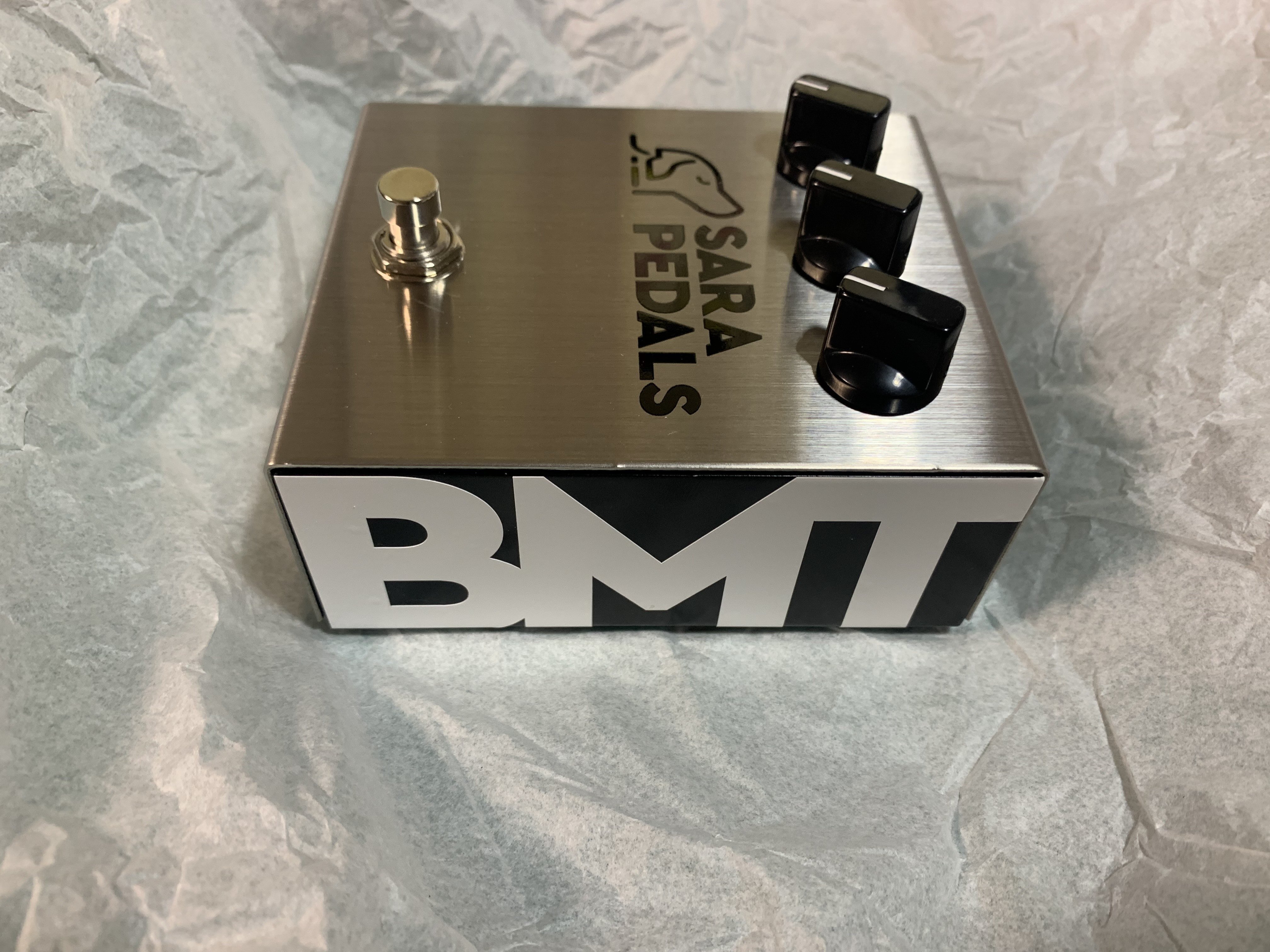 ギター sara pedals BMT sarapedals / BMT マフ系ペダル。ちゃんとコードの広がりが