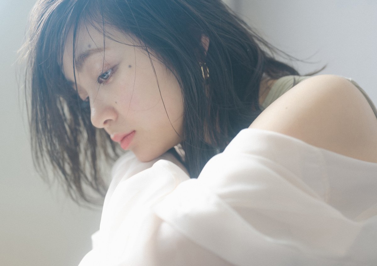 TAMAKI YAMAKAWA  ガールズデルタ 短歌表現】終章：新種千人一首｜trafalgar