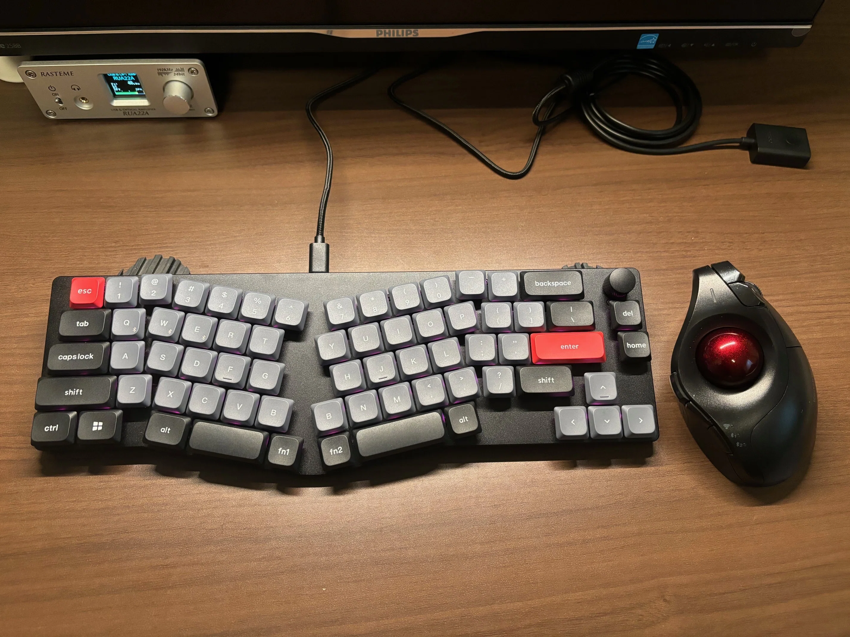 理想のキーボード探し：Alice配列キーボードを使ってみて｜にしし