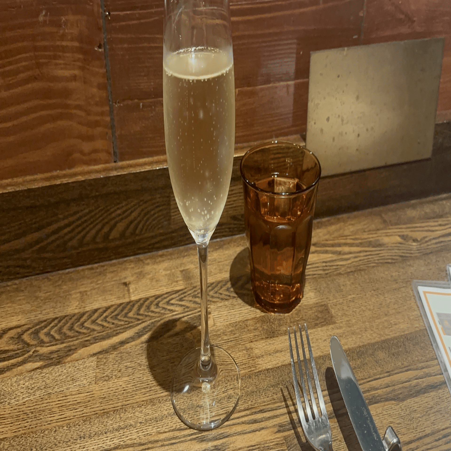 レストランのお約束をドタキャンされたので、1人で行ってきた｜菅原きこ