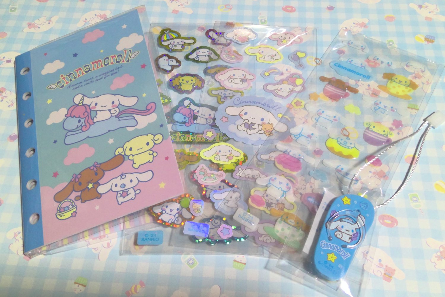 えらんでシール帳　サンリオ えらんでシール帳＆シール｜サンリオ
