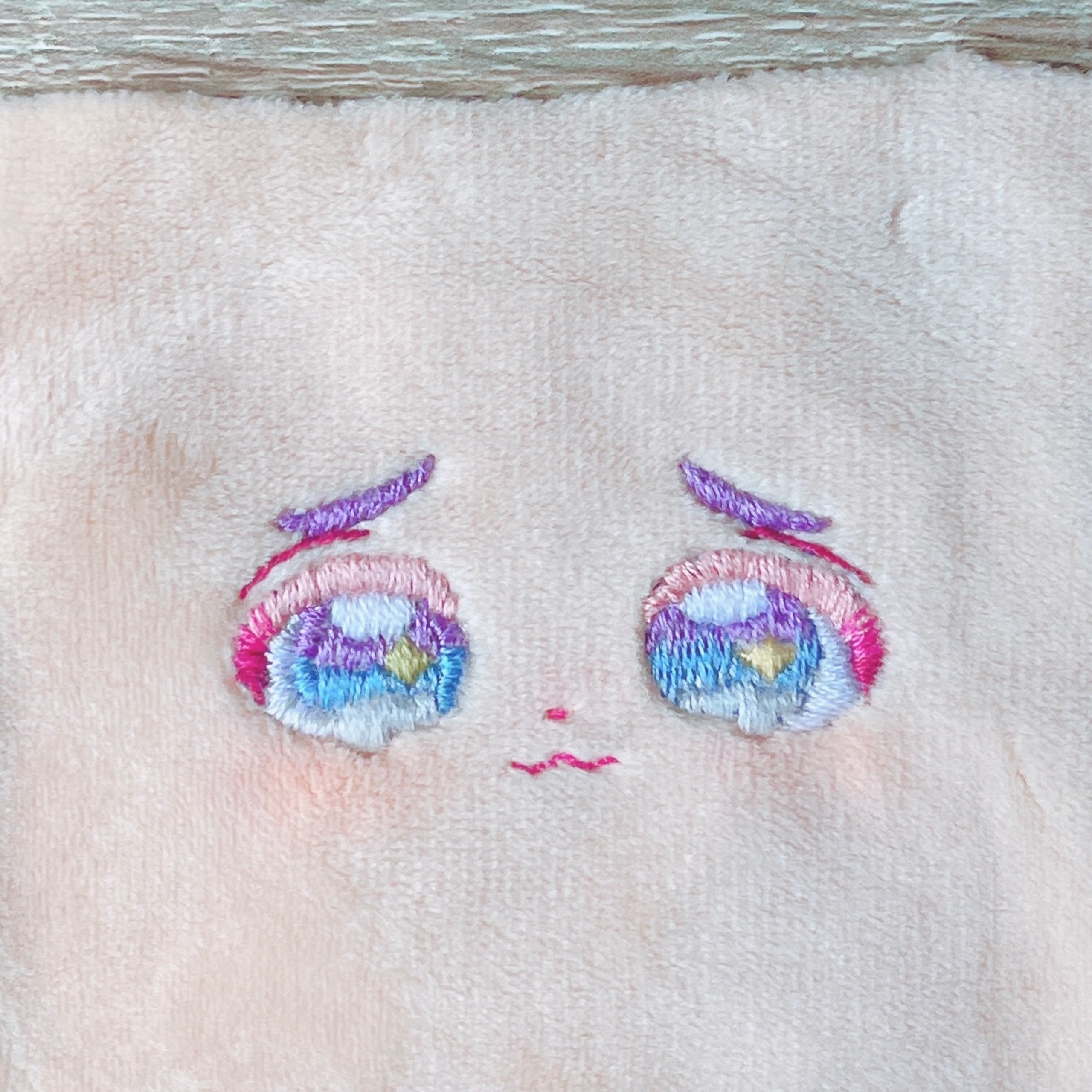 ぬいのお顔 手刺しゅうLESSON」本のレビュー(推しぬいの目の刺繍 ぬいのお顔 手刺しゅうLESSON」本のレビュー(推しぬいの目の刺繍