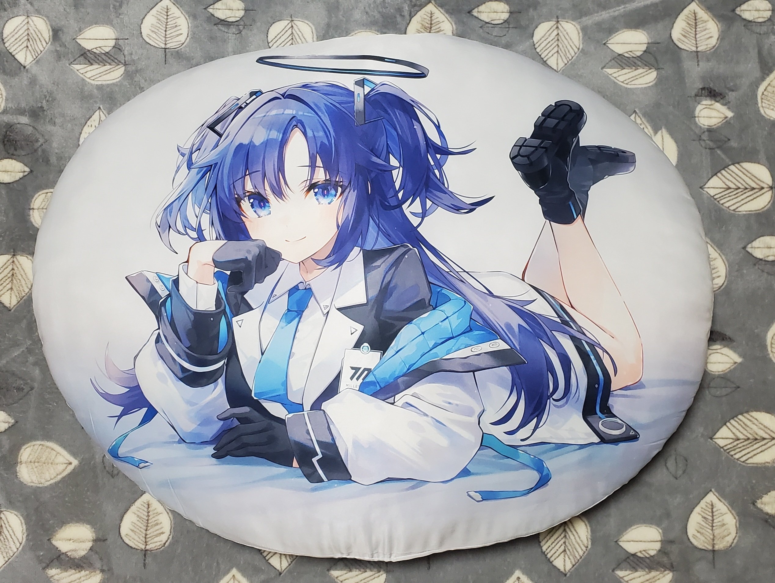 ブルーアーカイブ】『早瀬ユウカクッション』到着！でかっ でけ
