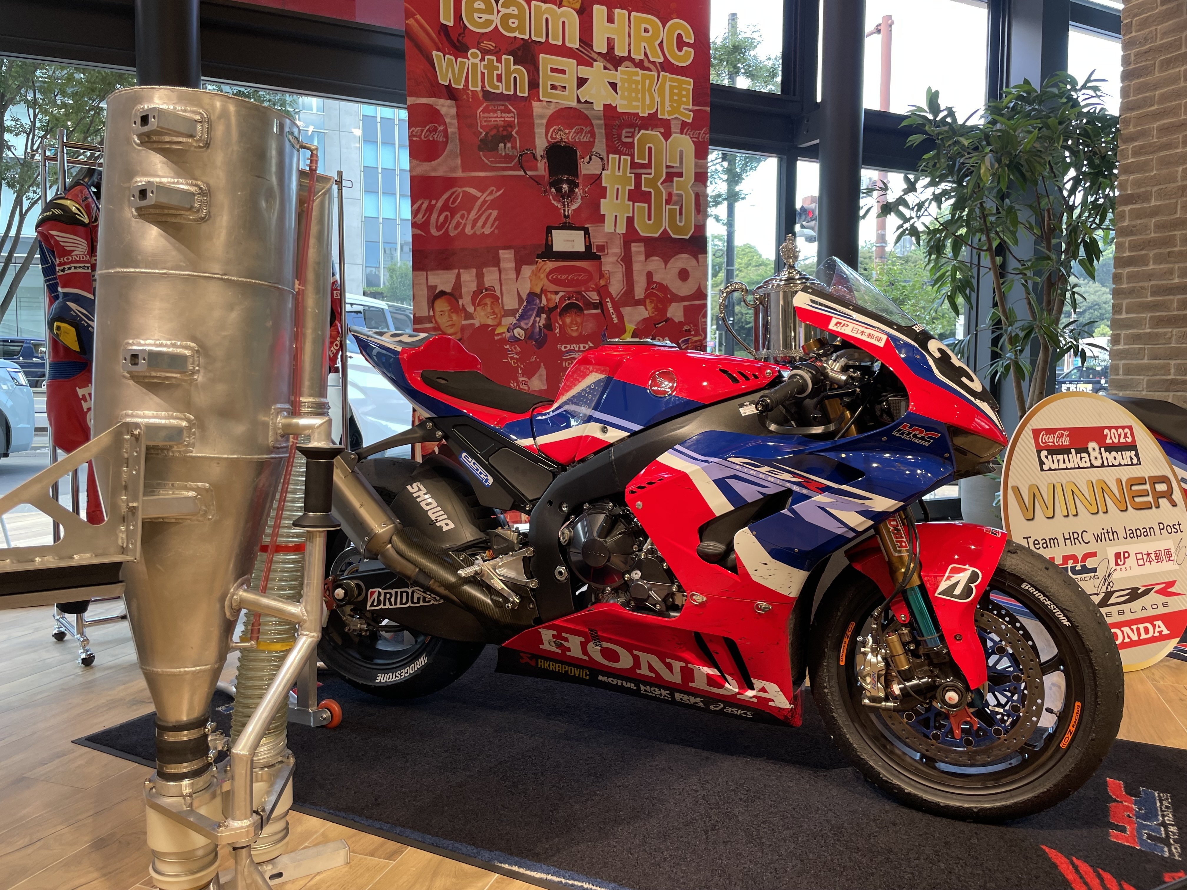 ピンズと鈴鹿8耐：CBR1000RR－R ホンダウェルカムプラザ青山3