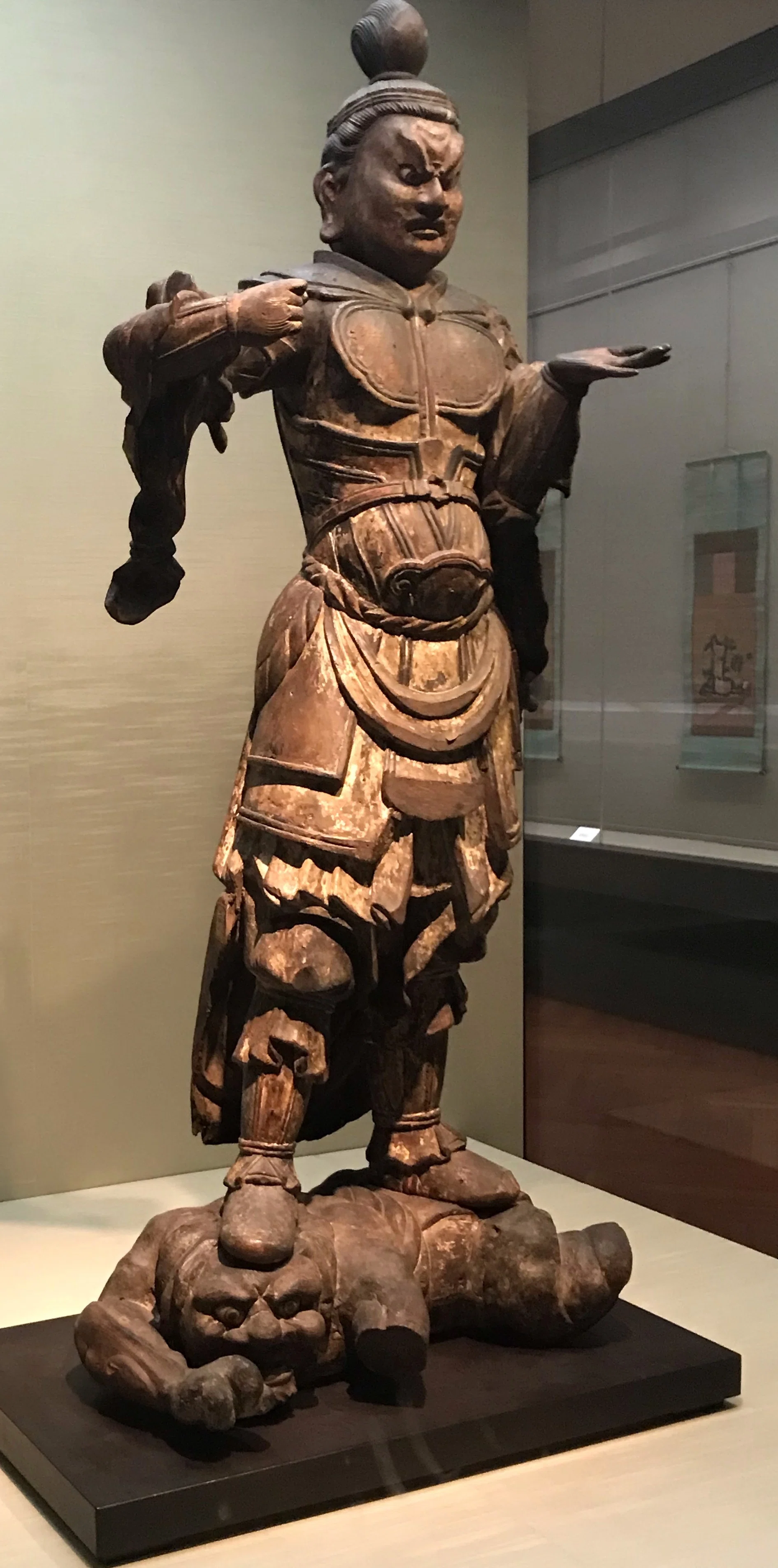 東京国立博物館！本館とあの墓標・・・！｜しかのじょう