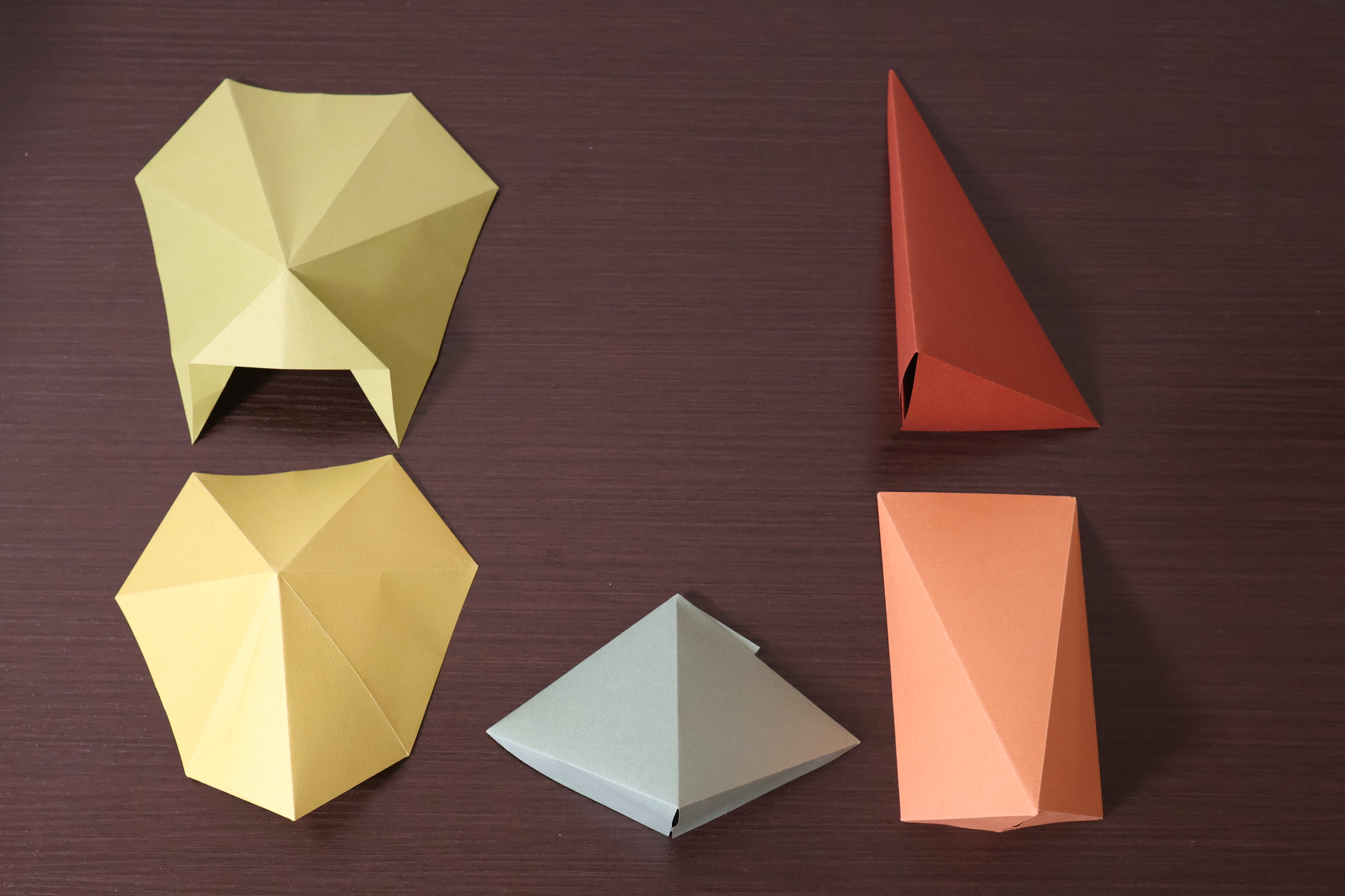 キャンプ道具 『折り紙タープシミュレータ』 ～家の中でも楽しめます