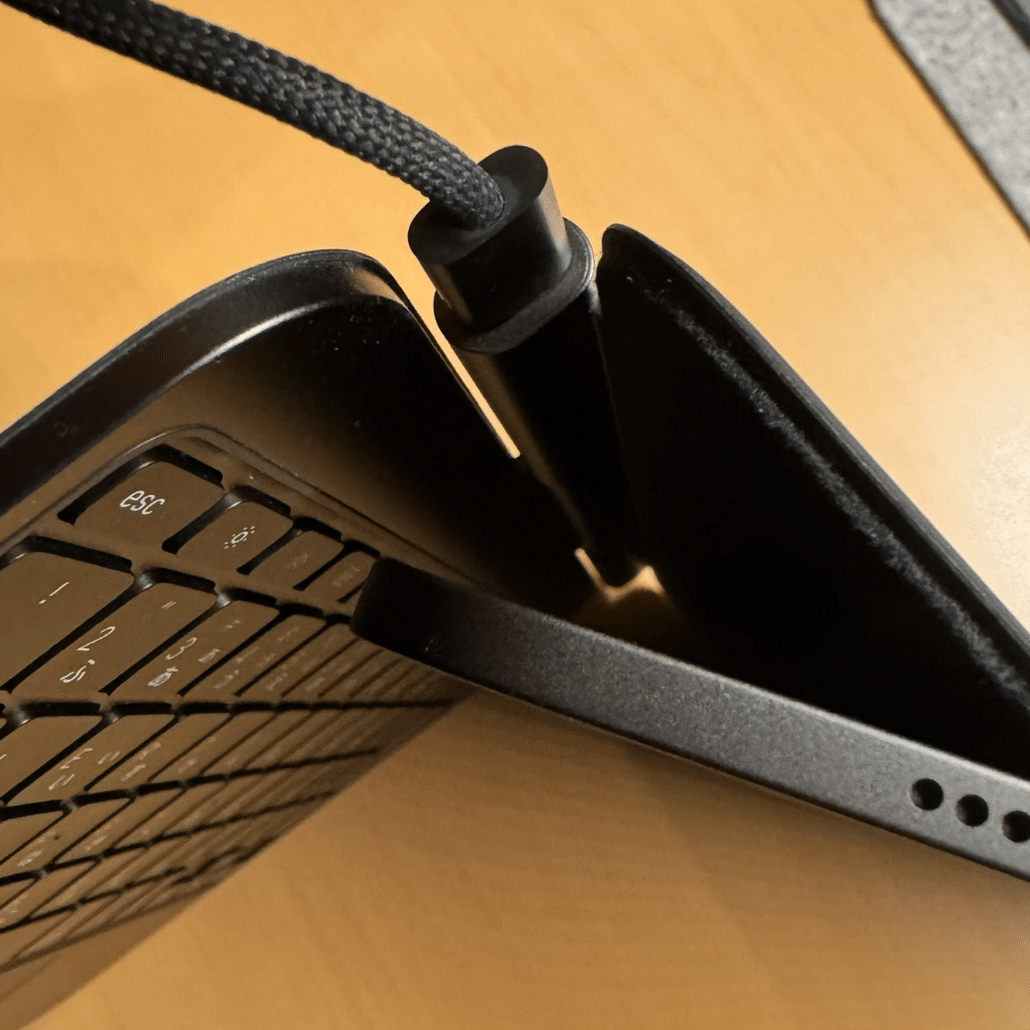 iPad Pro 用 Magic Keyboard を買った｜デネブ