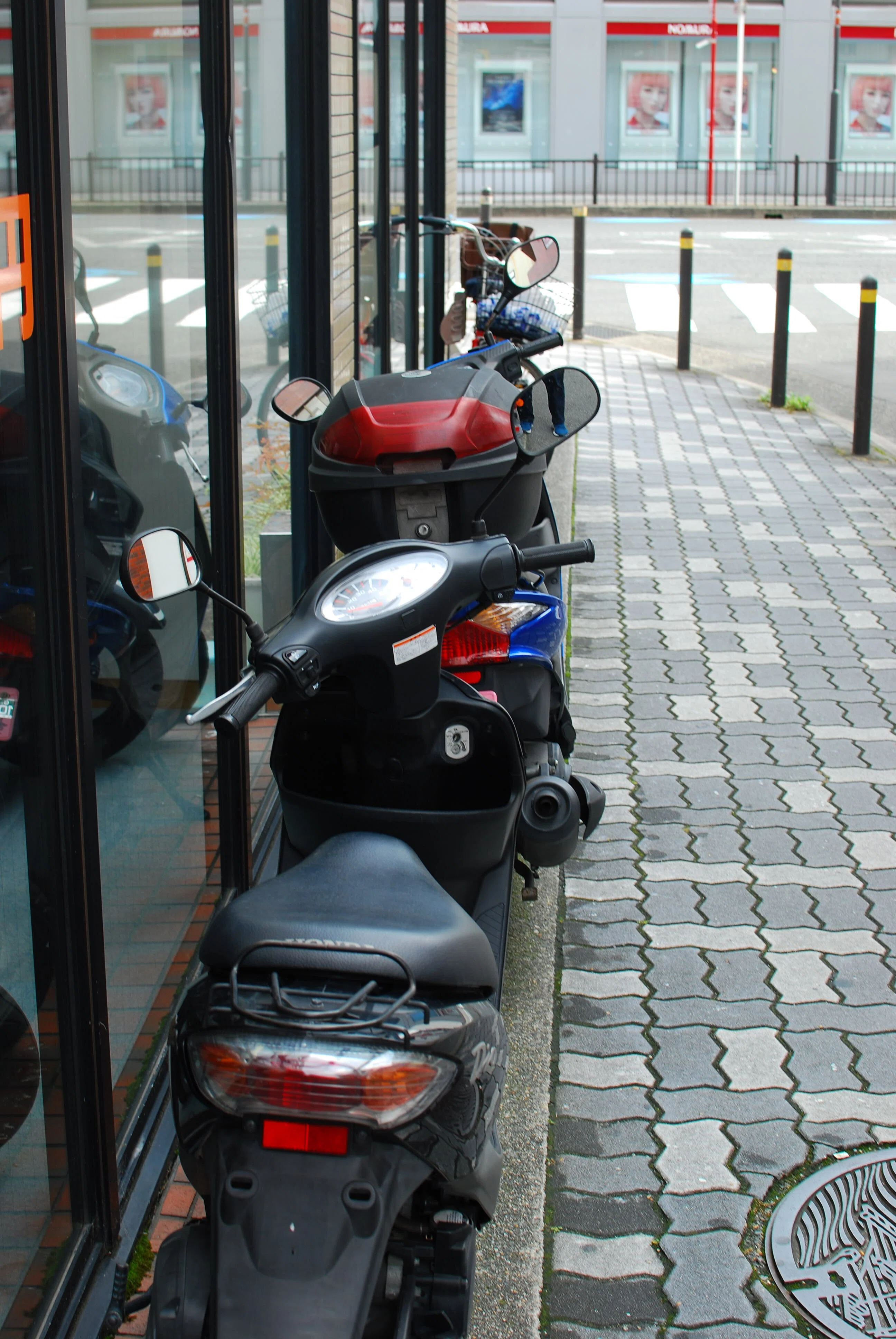 20240714 街角の自転車やバイク｜ryuma 