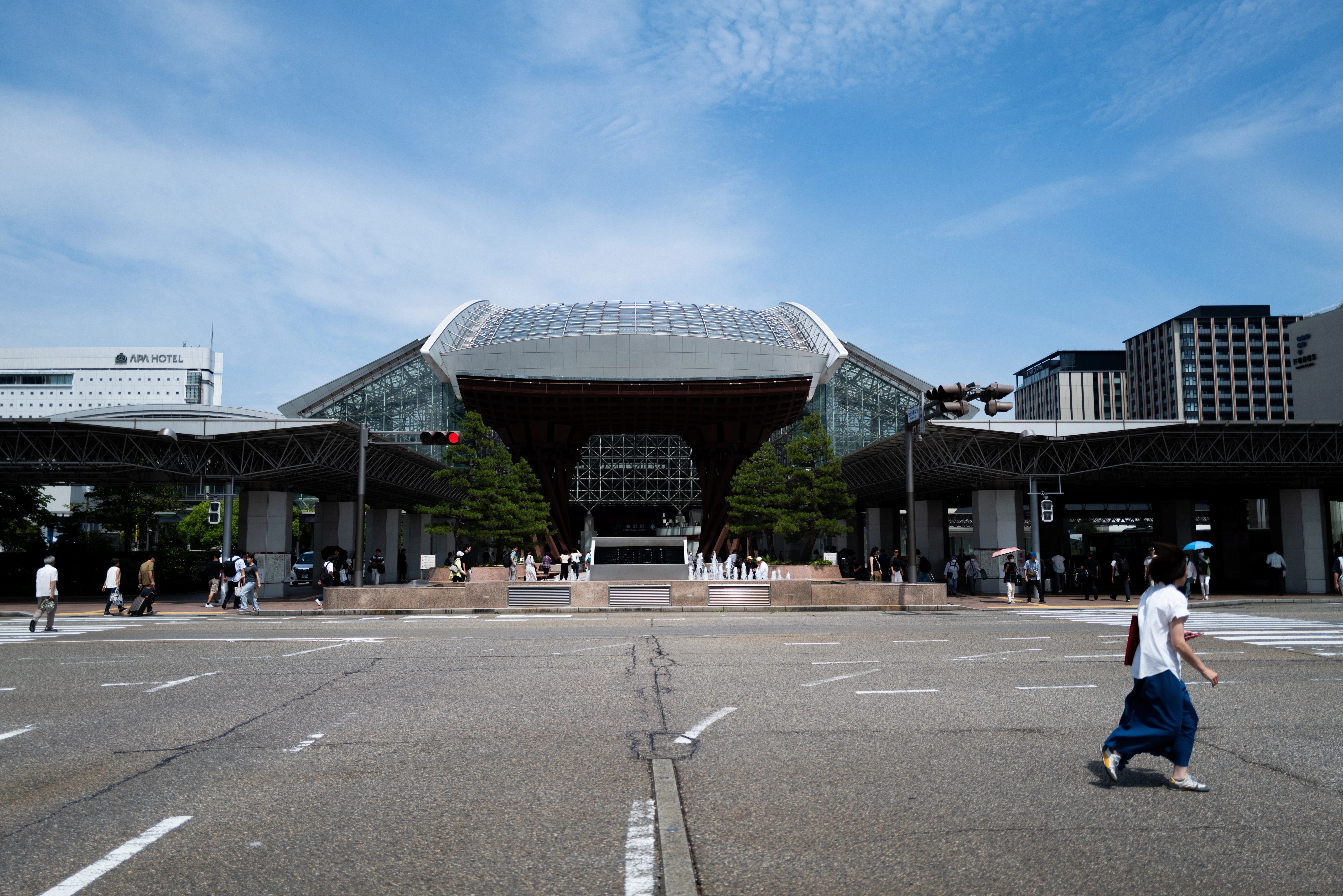 超絶技巧の美本のコロッセオ金沢デザイン旅（無料記事）｜河瀬大作