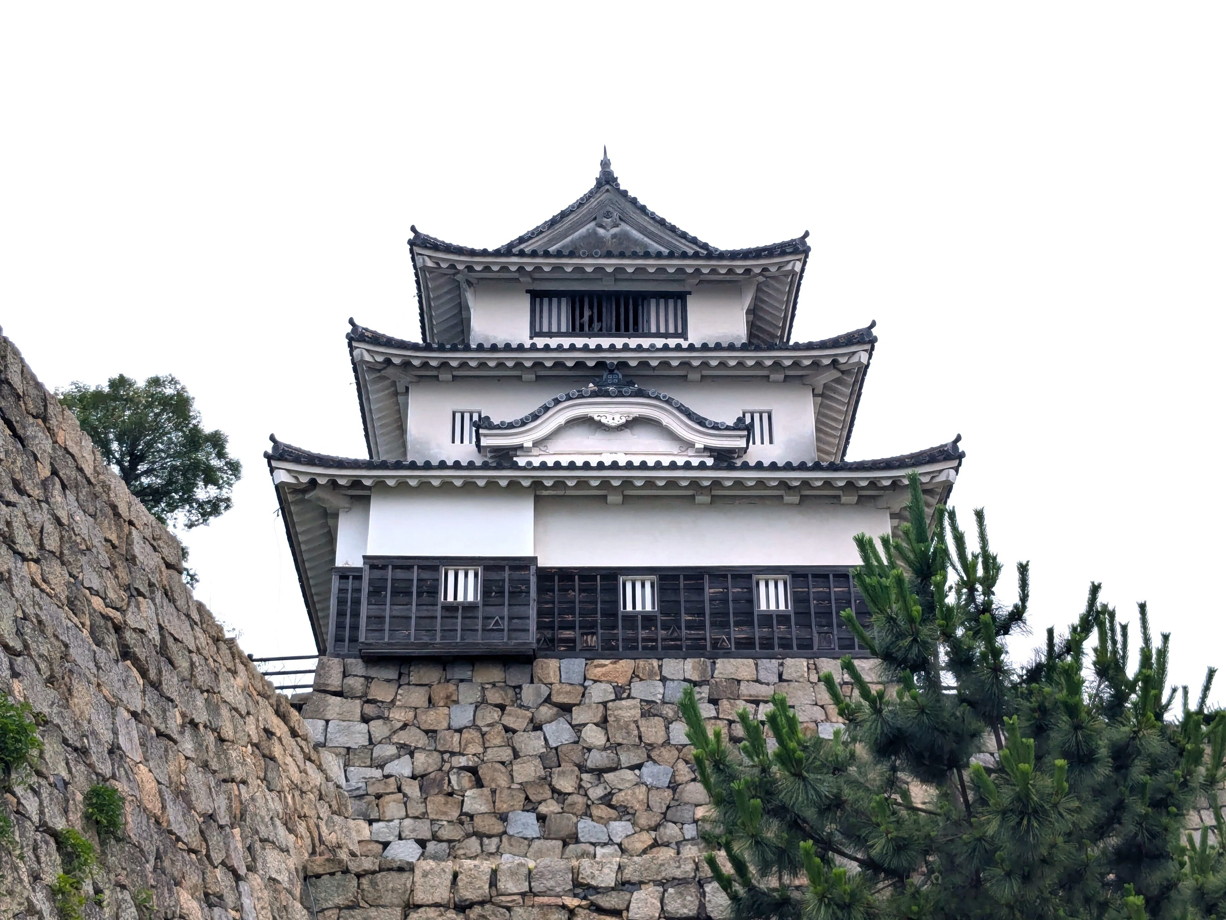 四国の現存12天守全部行ってみた①～丸亀城編｜Yuka