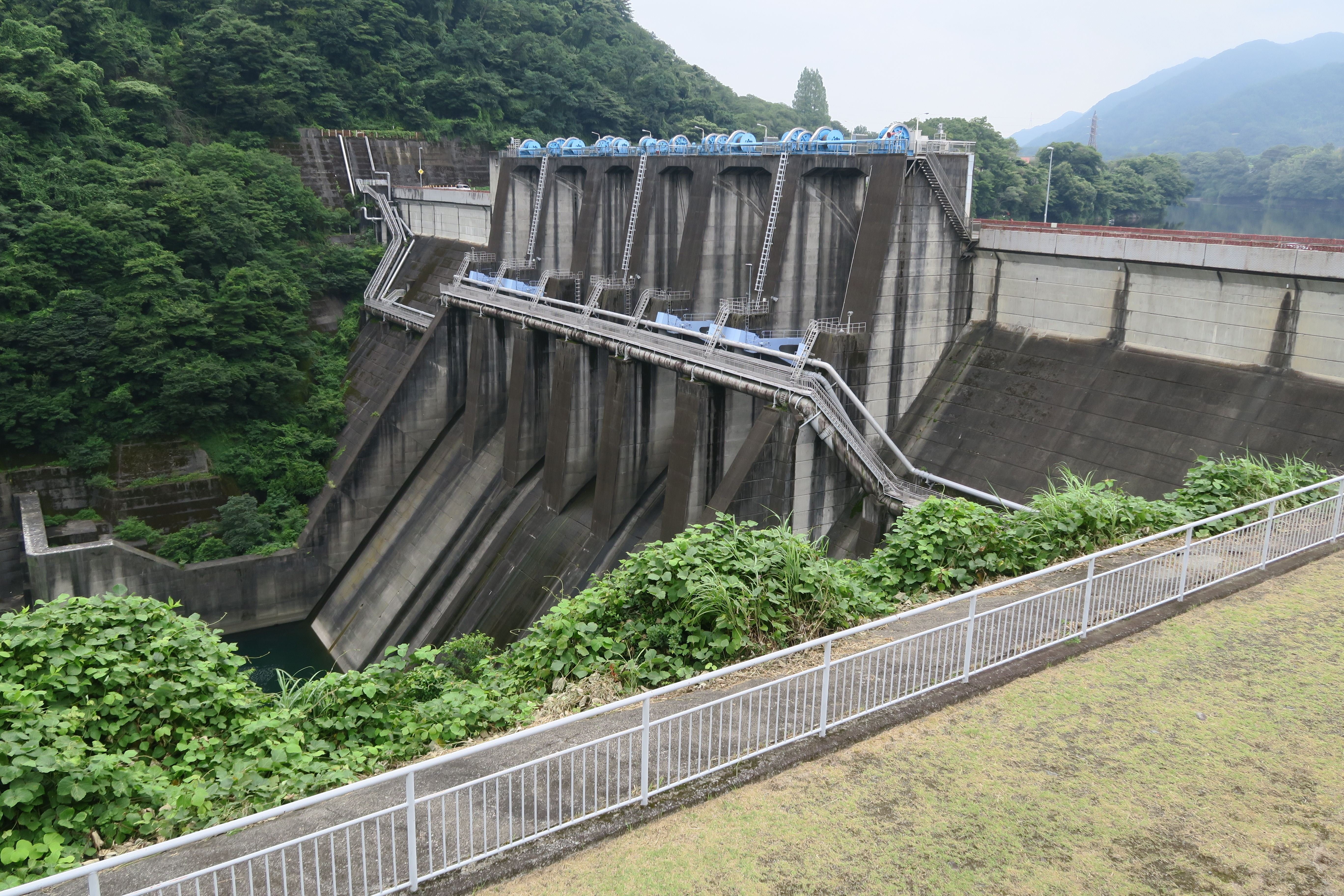 神奈川県G相模原市)城山ダム｜まるがりくん
