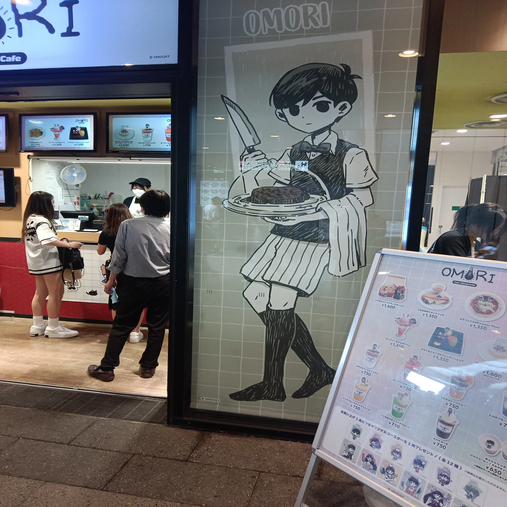 OMORI】コラボカフェに行ってきました【Tree Village Café】｜S(h)in