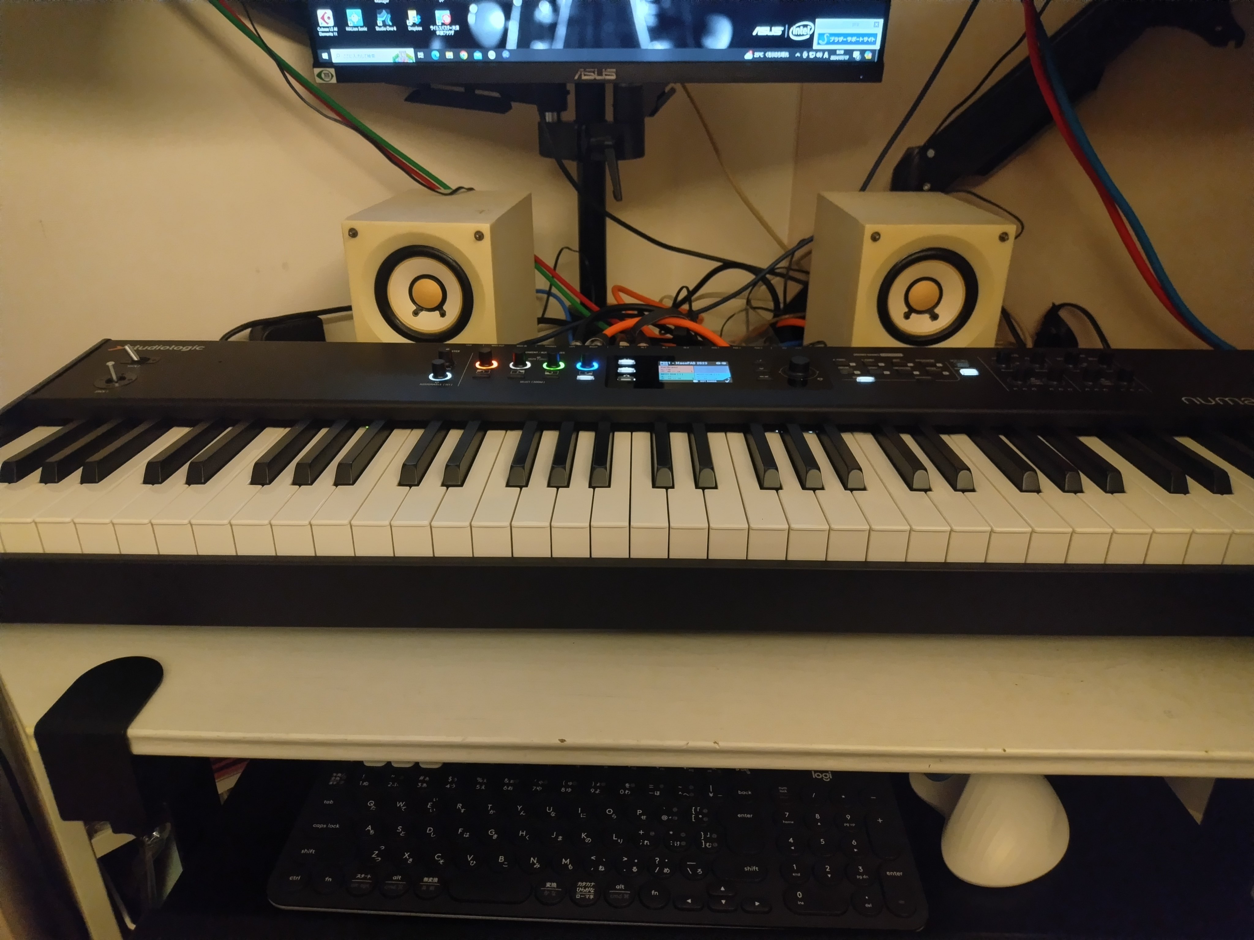 現役機材レビューその1 Studiologic Numa X Piano73
