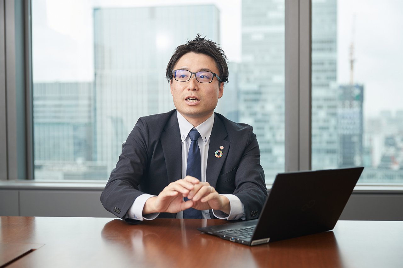 日興コーディアル証券　社章 日興コーディアル証券 社章 Amazon.co.jp: SMBC日興証券創立100周年