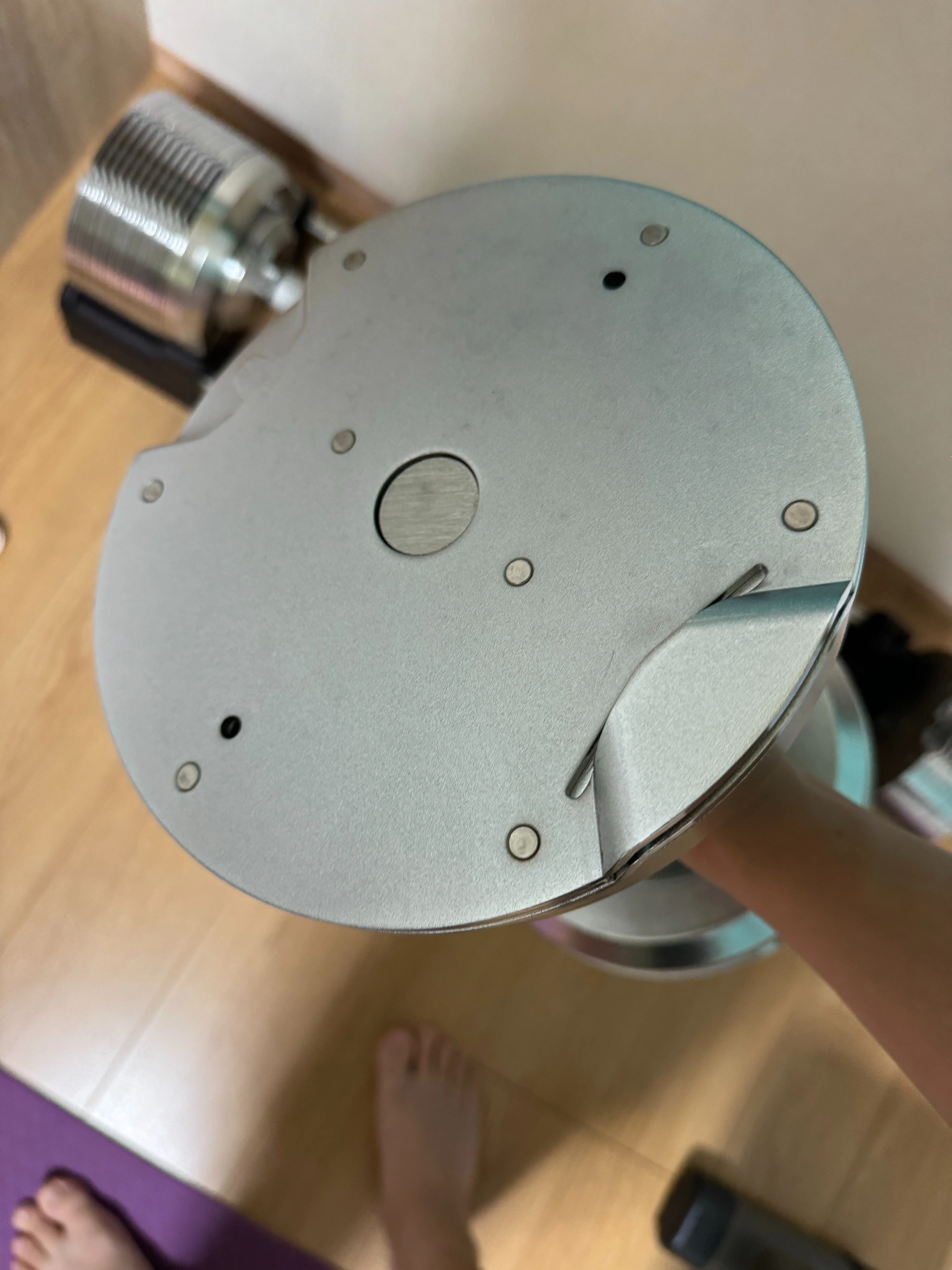 最近筋トレ始めたから買ってよかった物を紹介します｜つるけん