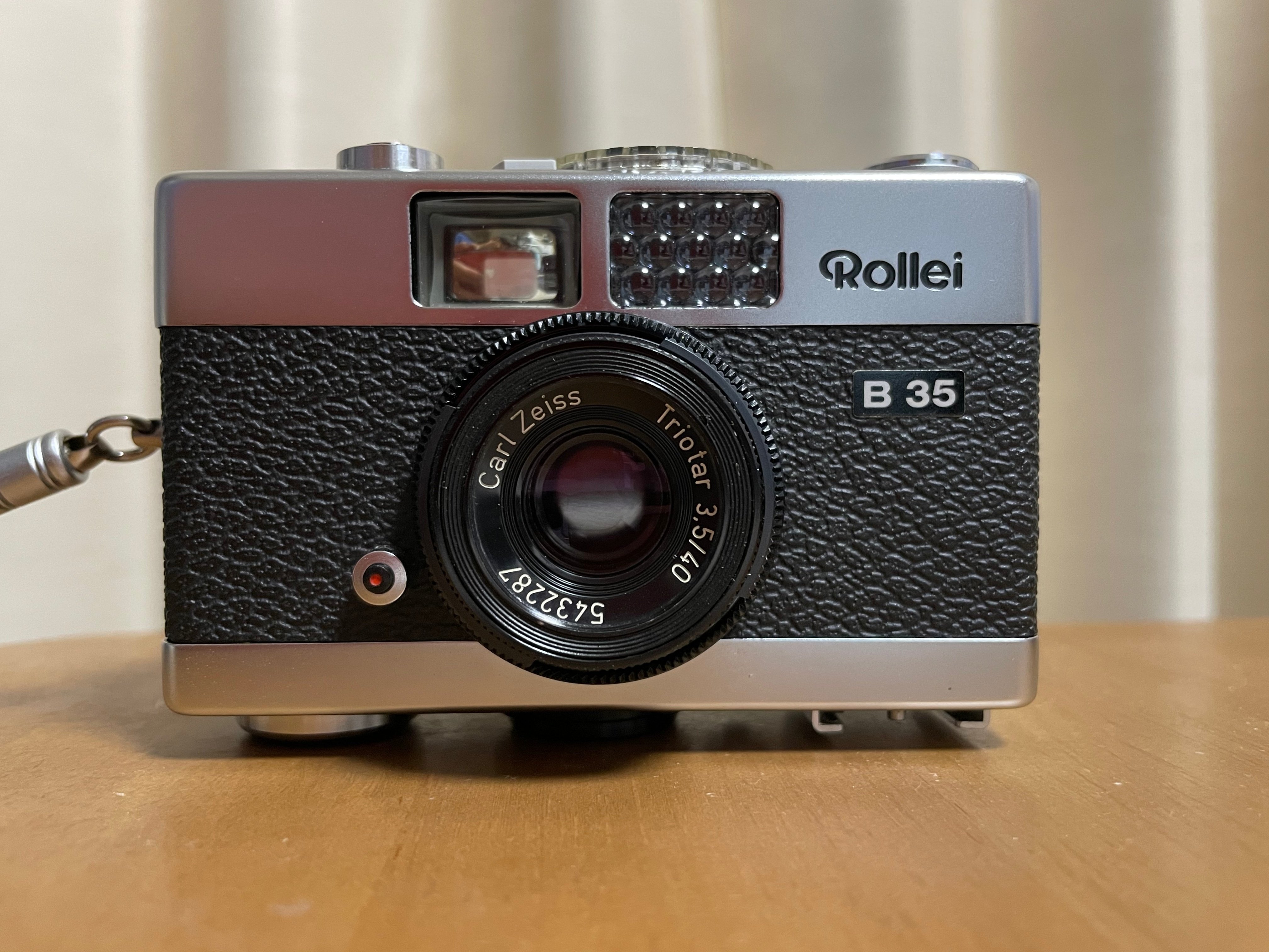 完全機械式のカメラが欲しくて… Rollei B35|nono 完全機械式のカメラが欲しくて… Rollei B35|nono