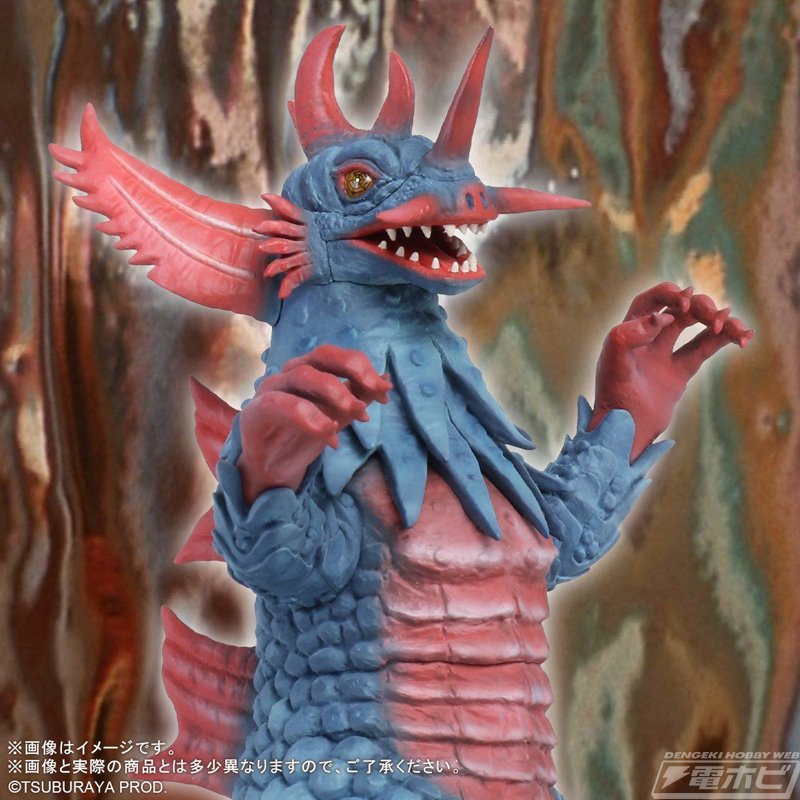 ム*ン様 ウルトラマン フィギュア 赤/クリーム　ジャンク品 ム*ン様 ウルトラマン フィギュア 赤/クリーム ジャンク品