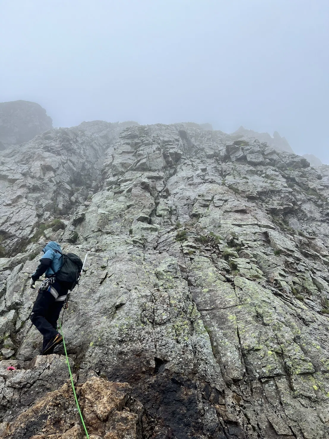 剱岳・八ツ峰(上半)のガイディング｜香川浩士