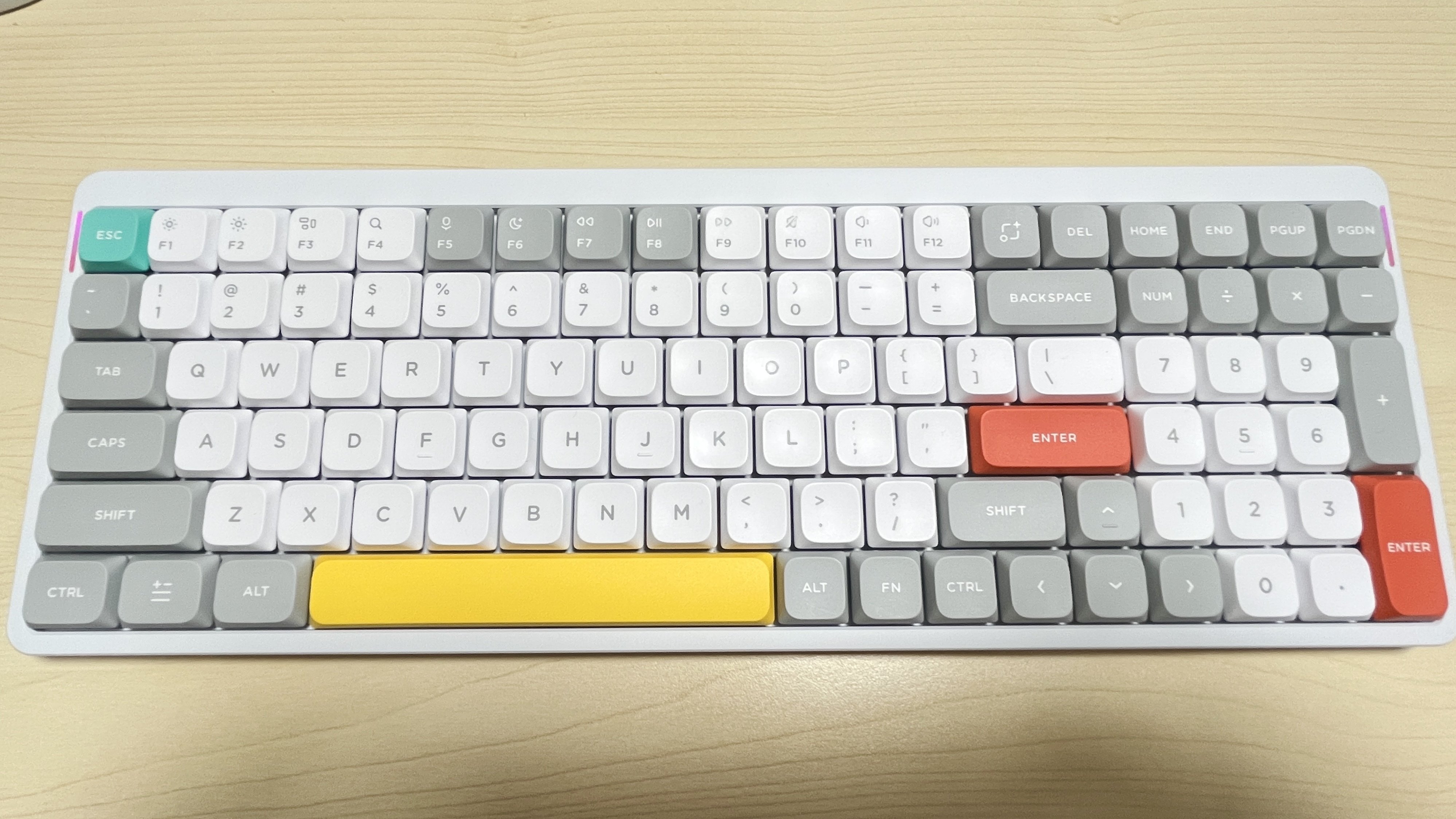 2台目のメカニカルキーボードを買いました【NuPhy Air96 V1