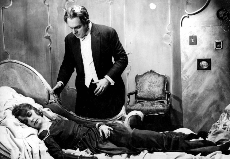 条理ある疑いの彼方に 1956年 フリッツ・ラング監督 | 映画