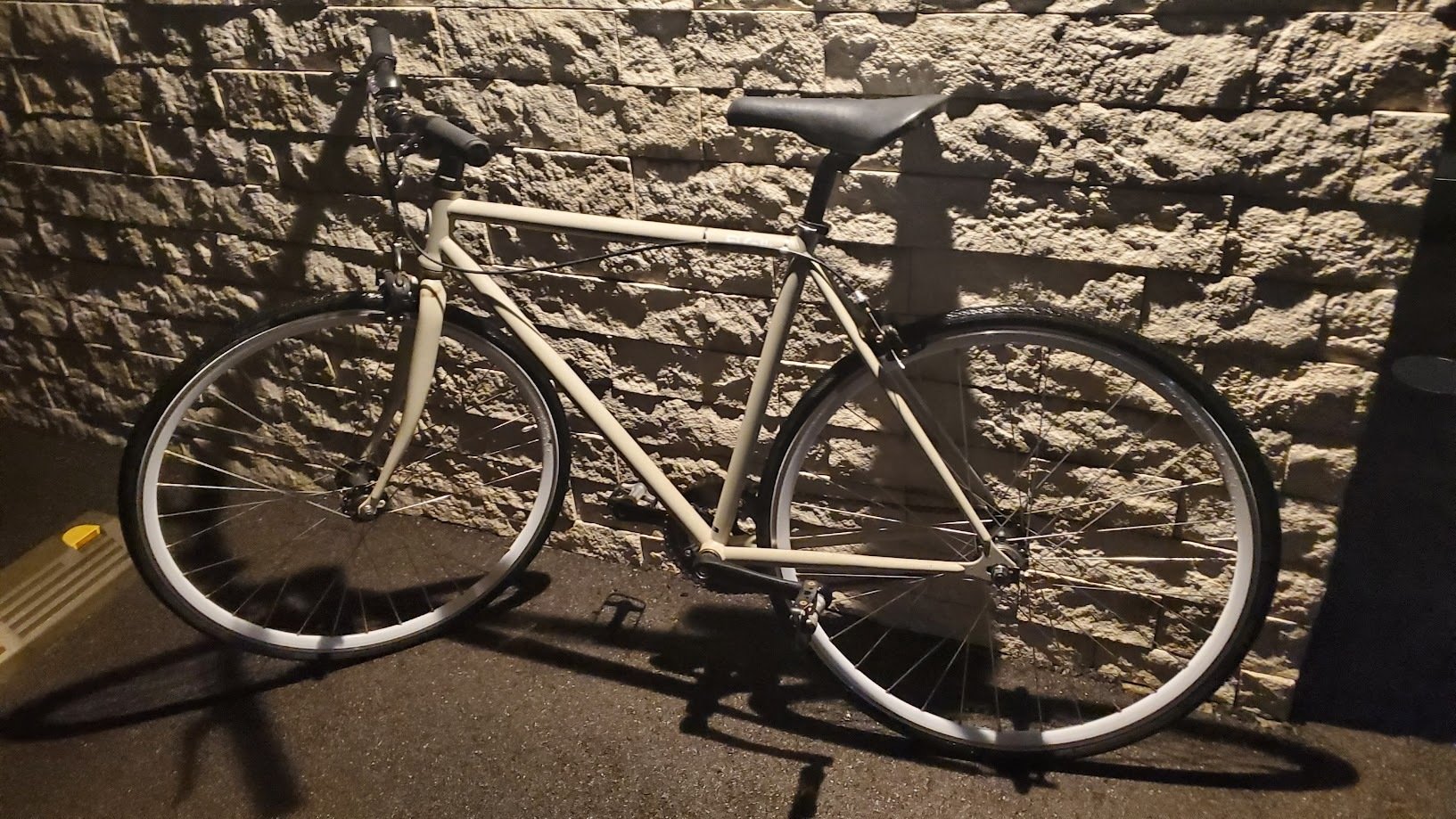 コラム】中古ピストバイクはどこまで変わるのか｜jazz